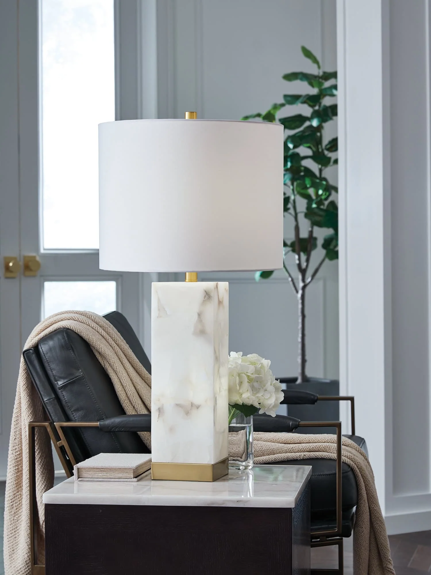 Linderfield White/Gold Finish Table Lamp - Image 1