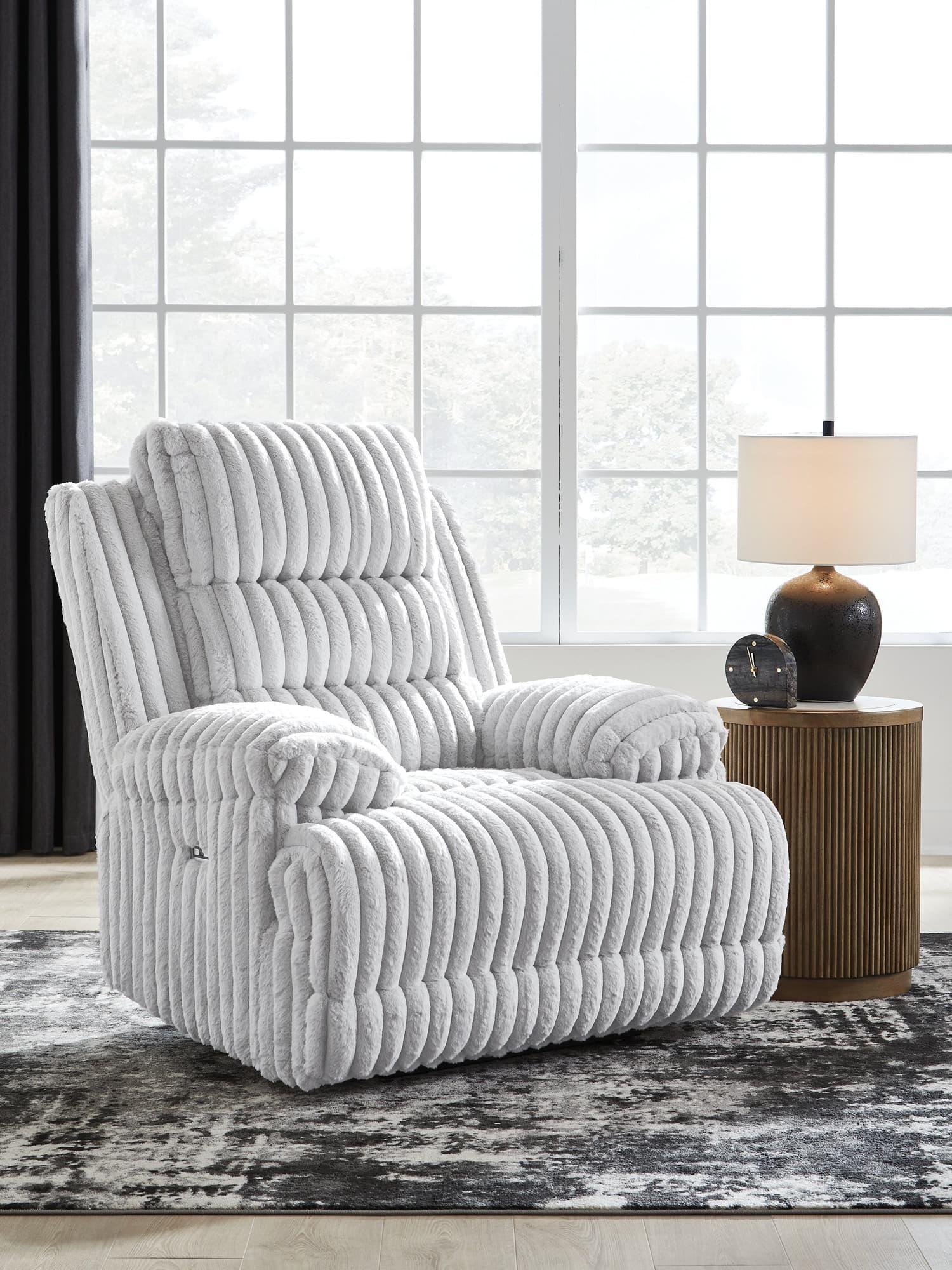 Rhines Falls Alloy Power Recliner - Image 1