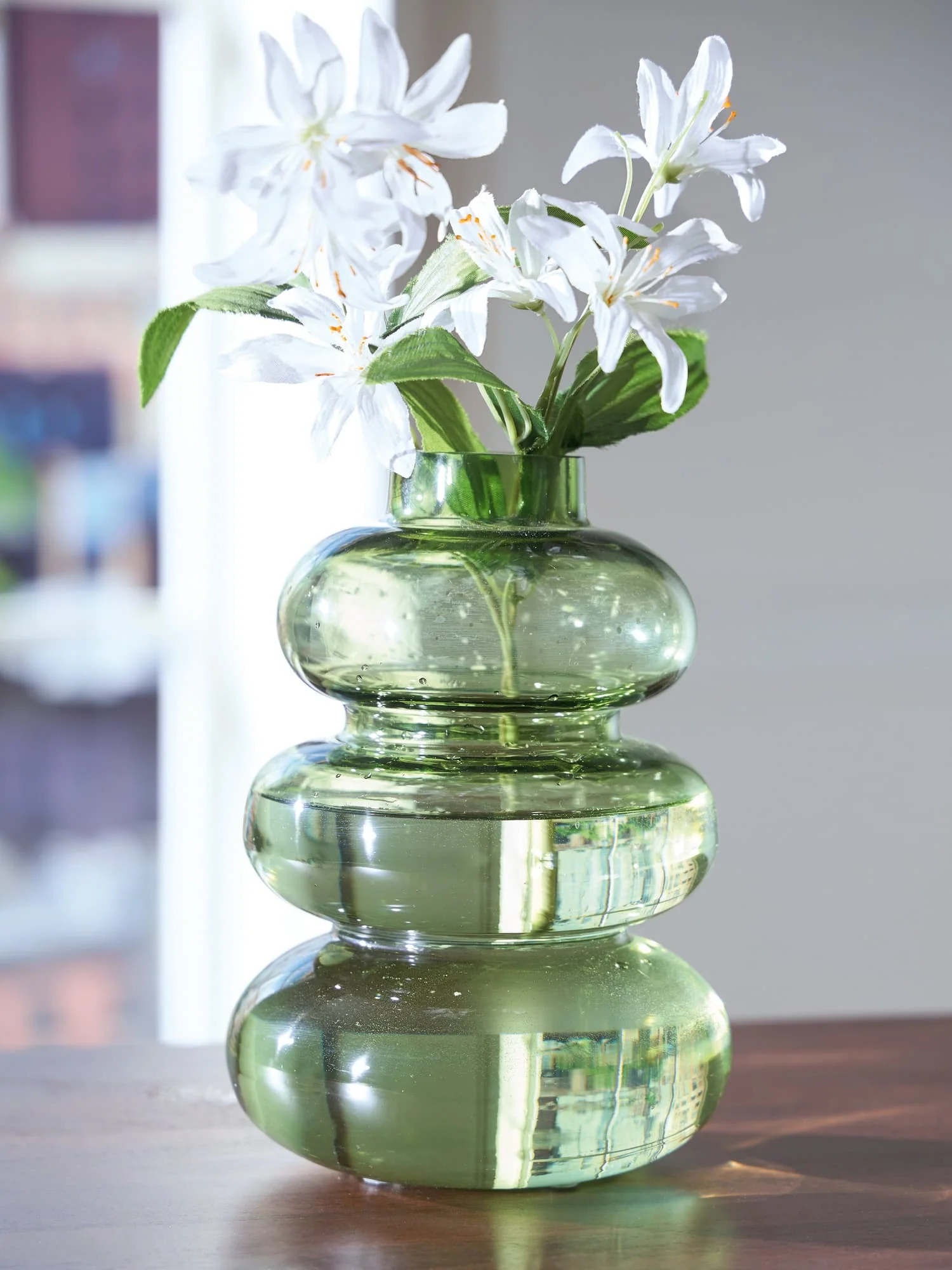 Renethorne Green Vase - Image 1