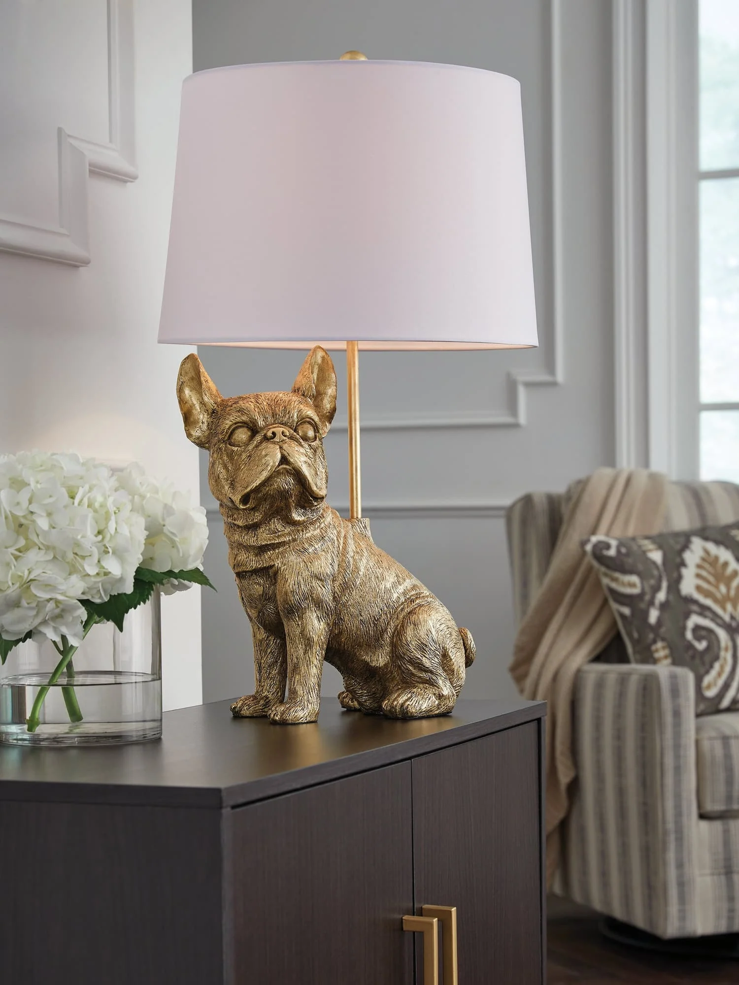 Wadeland Gold Finish Table Lamp - Image 1