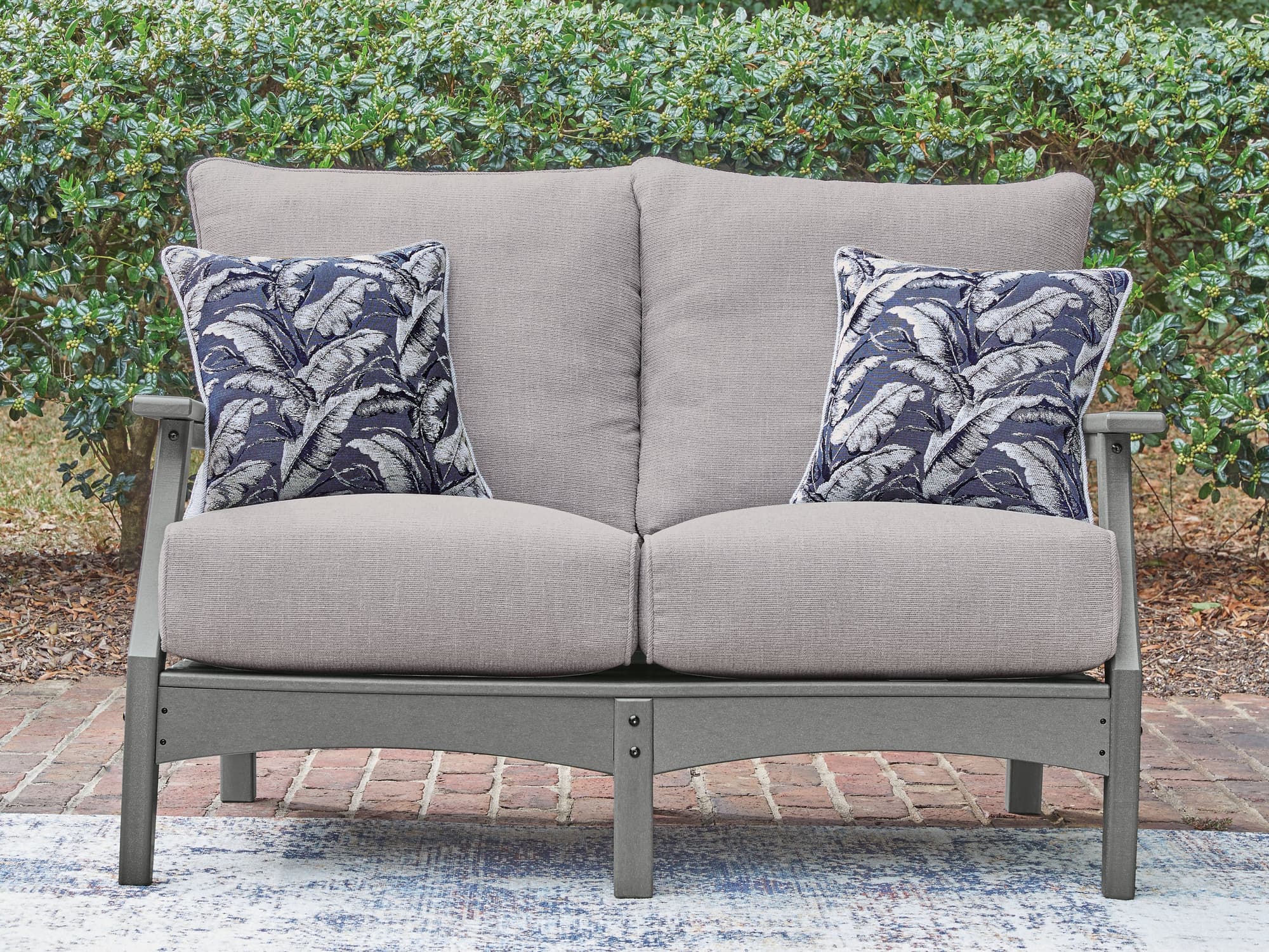 Cove Beach Gray Outdoor Loveseat with Cushion