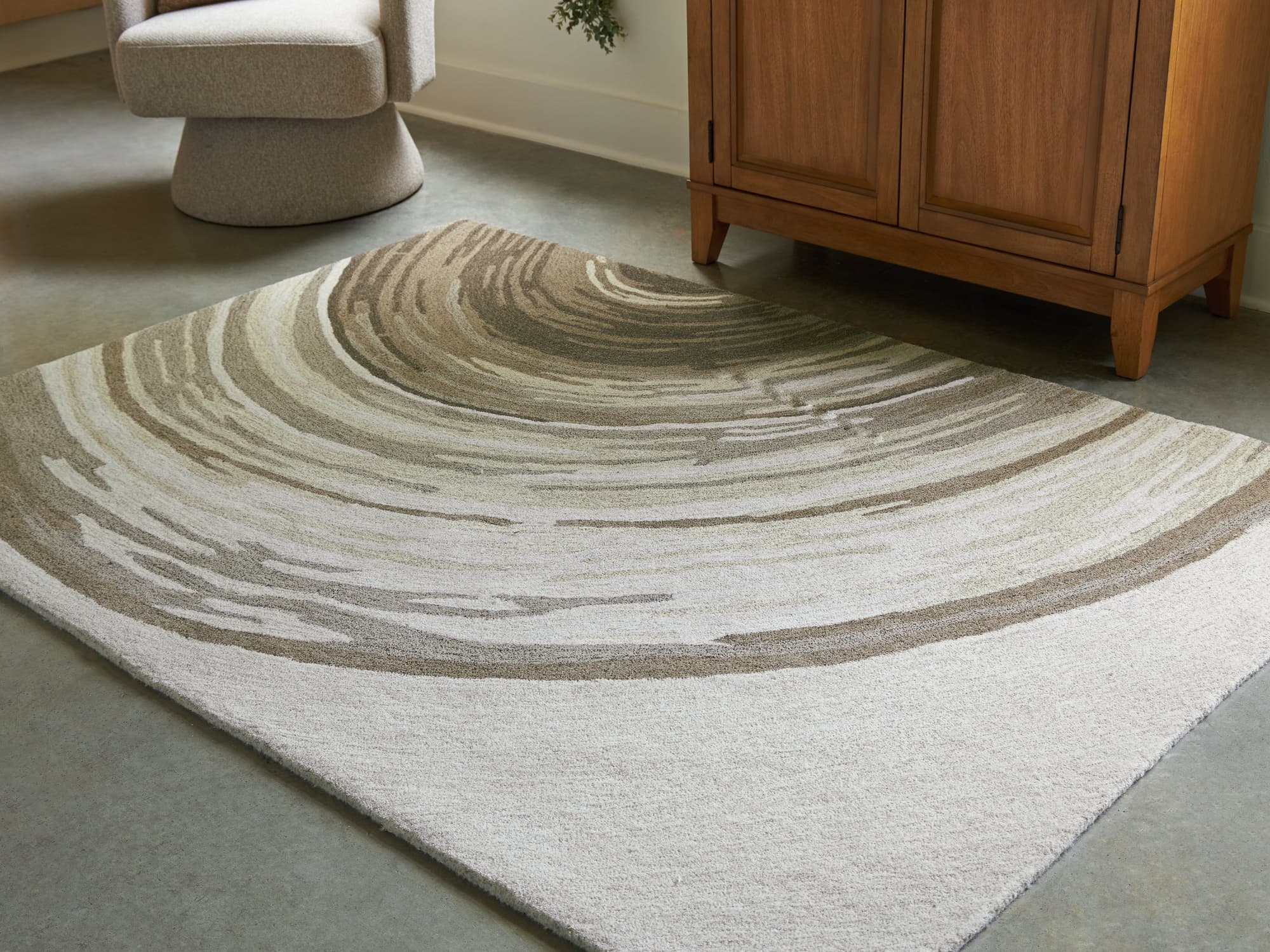 Rizwana Ivory/Brown/Gray 5' x 7' Area Rug - Image 1