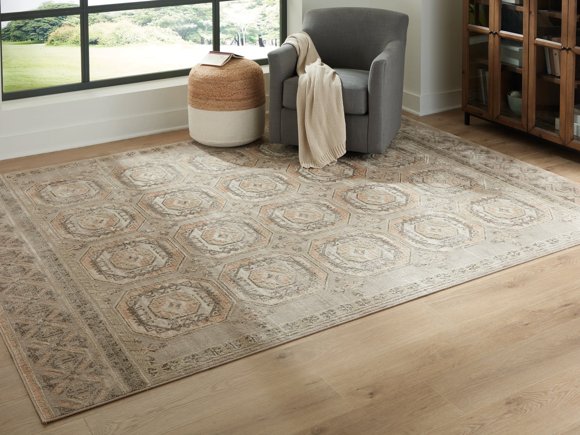 Bachby Multi 7’10” x 10′ Area Rug