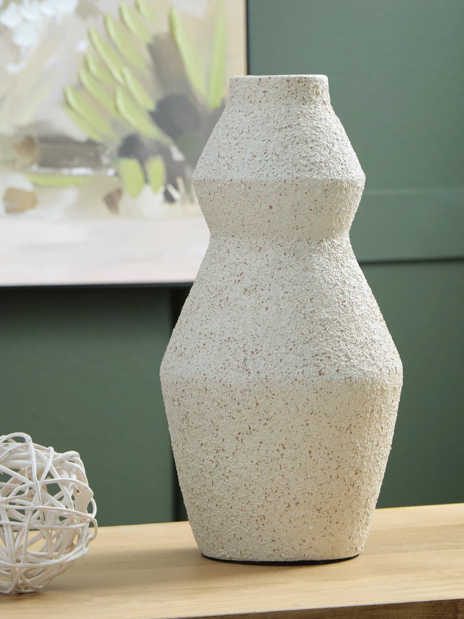 Dawthorne Cream Vase - Image 1