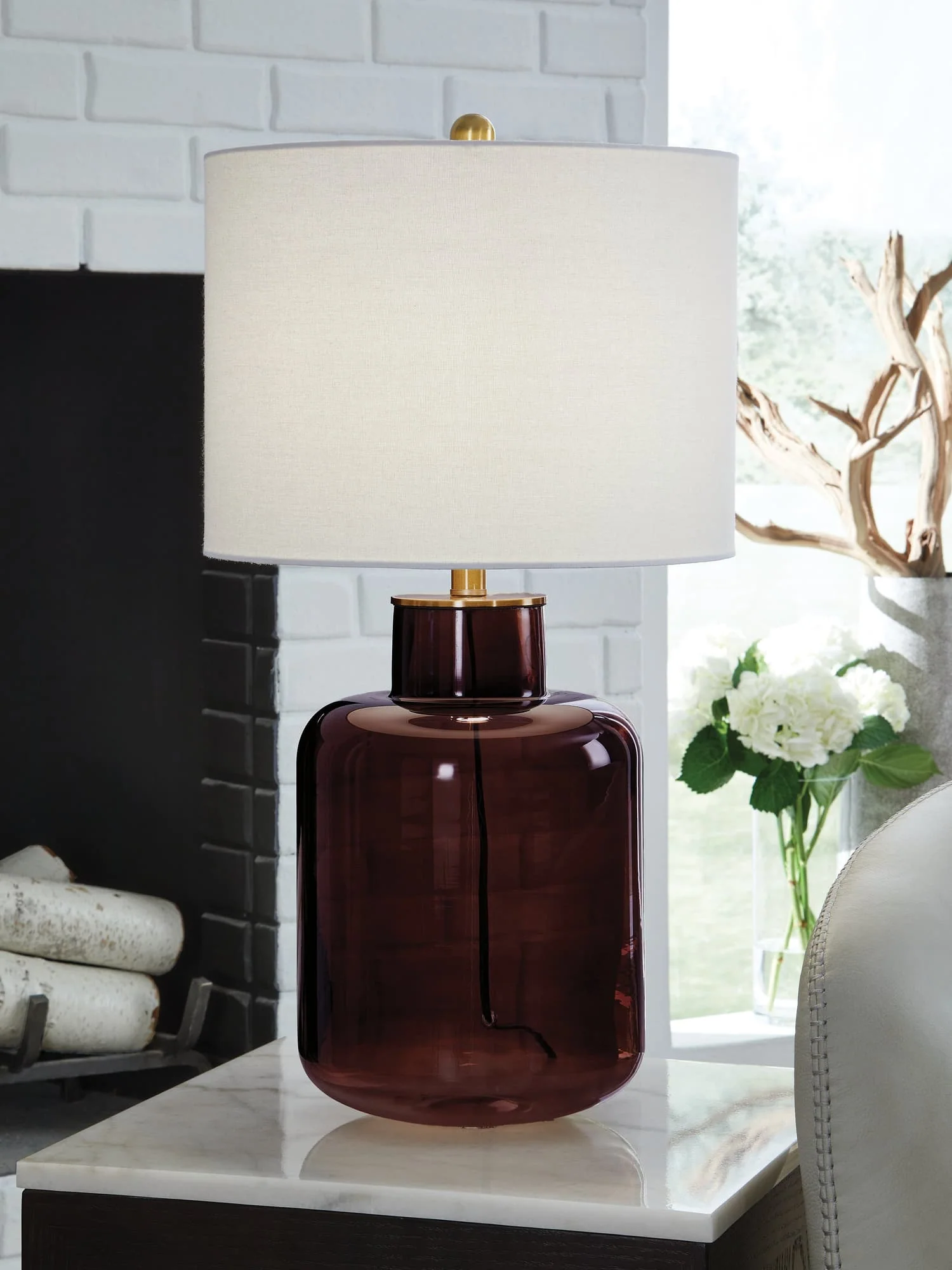 Mette Brown/Gold Finish Table Lamp - Image 1