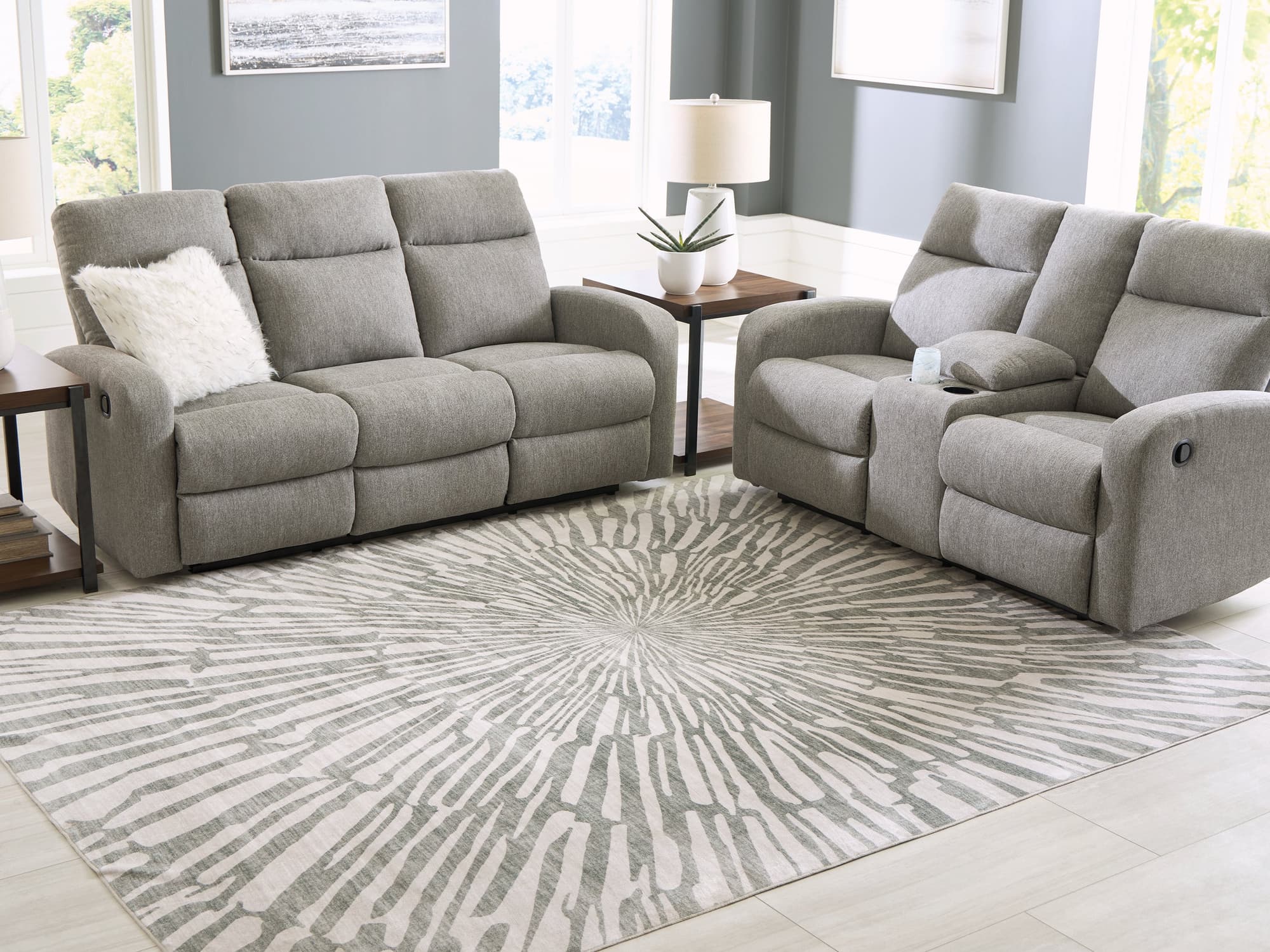 Verland Gray/White Washable 7’6″ x 9’6″ Area Rug