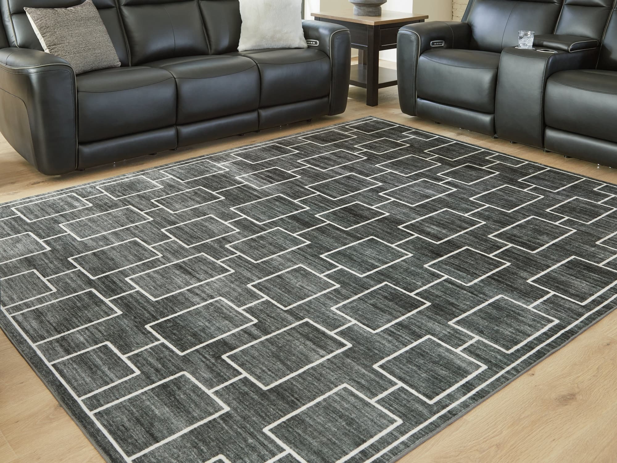 Elderland Black/Gray Washable 7’6″ x 9’6″ Area Rug