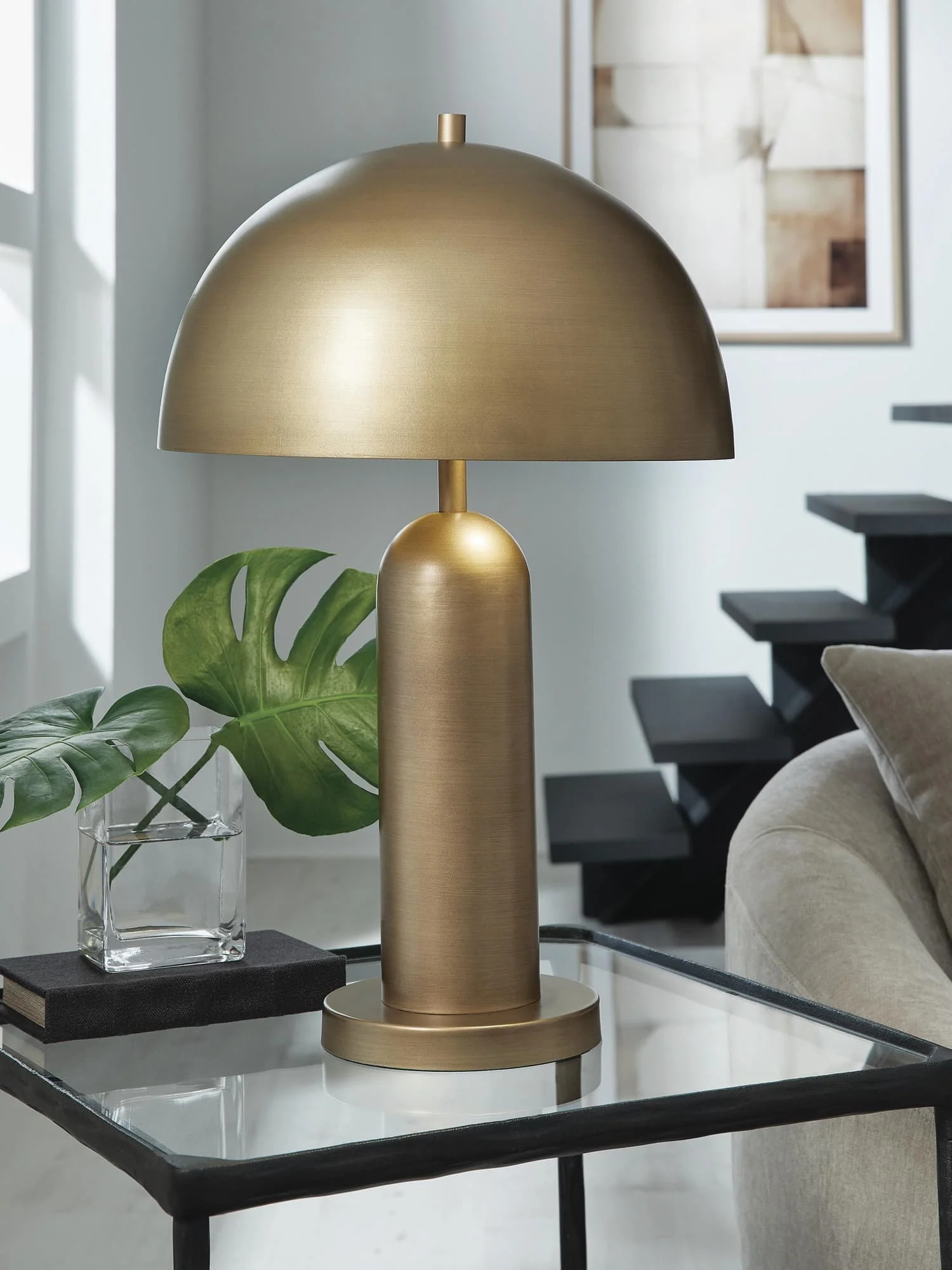 Wendfield Antique Gold Finish Table Lamp