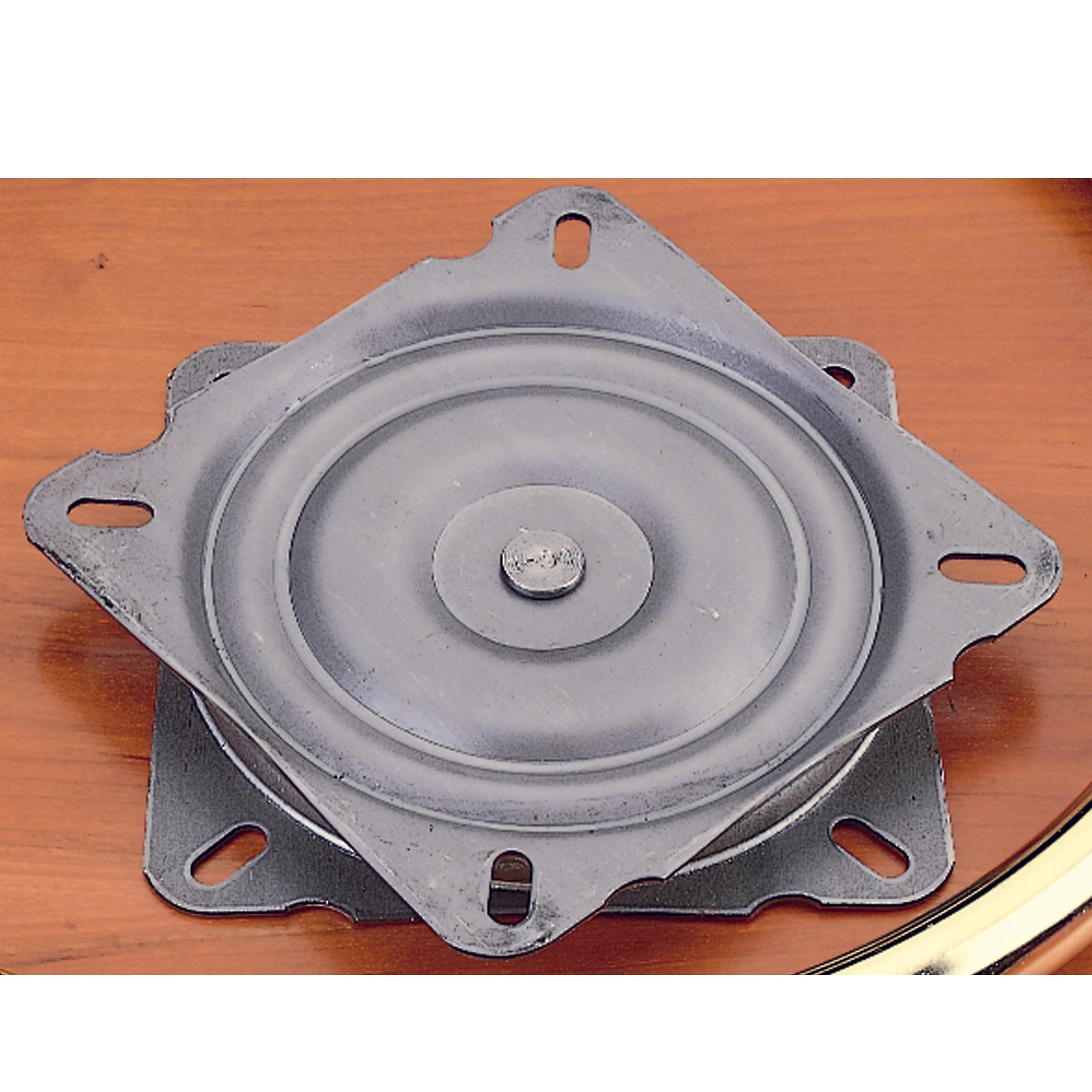 Swivel Flat 1″ T