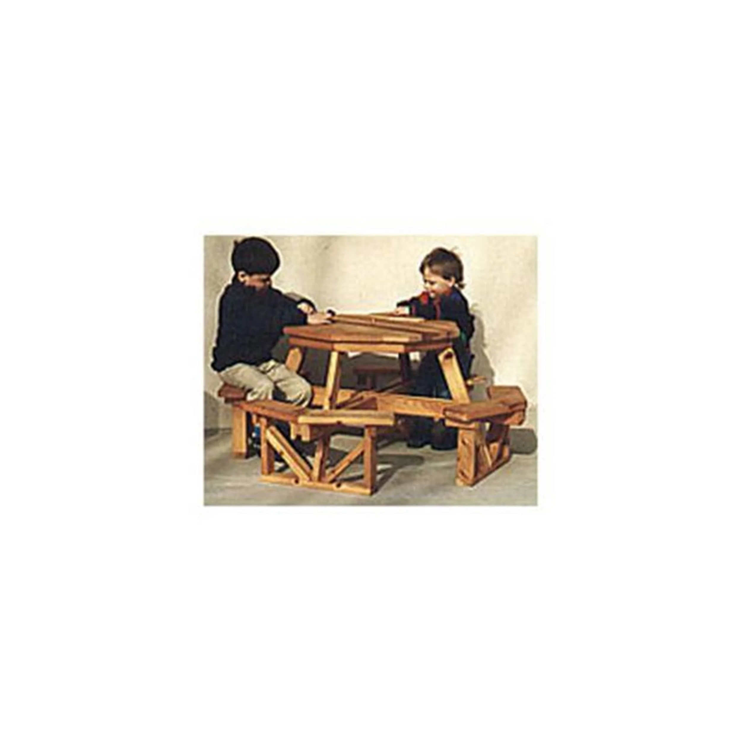 Woodworking Project Paper Plan to Build Child's Octagon Picnic Table - Image 1
