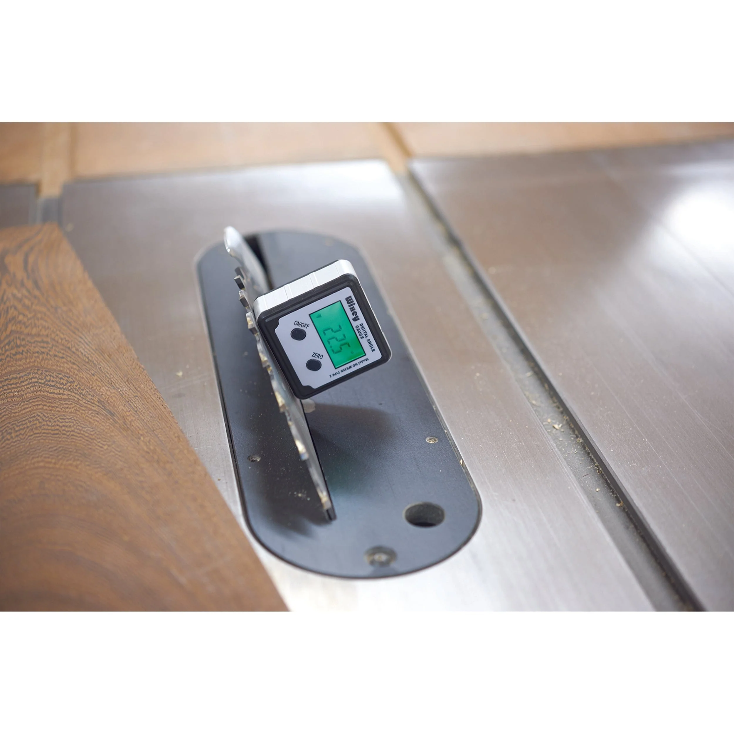 Digital Angle Gauge with Backlight – Type 2 – WR300