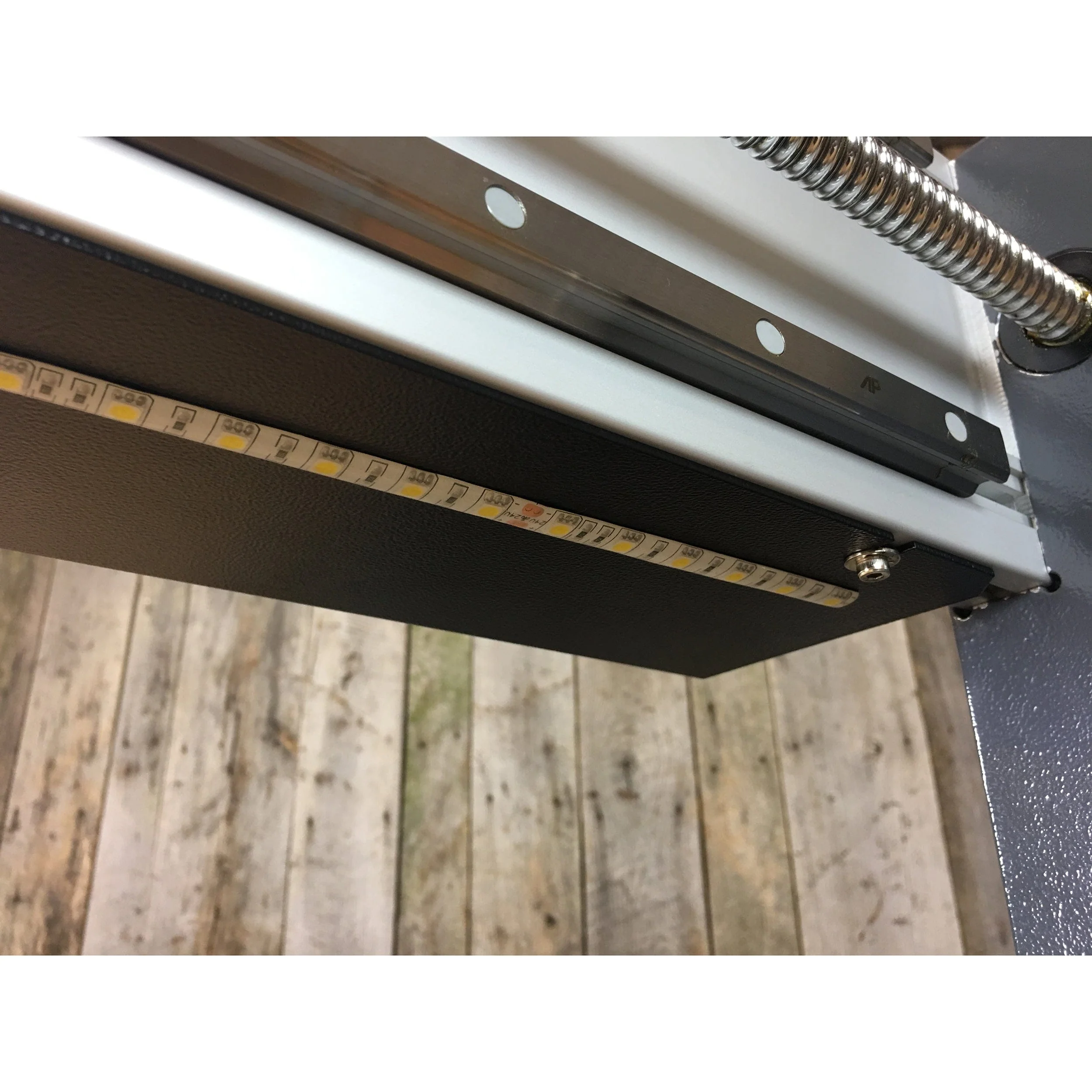 LED Lamp Kit for Axiom AR 4/6/8 CNC Machine - Image 2