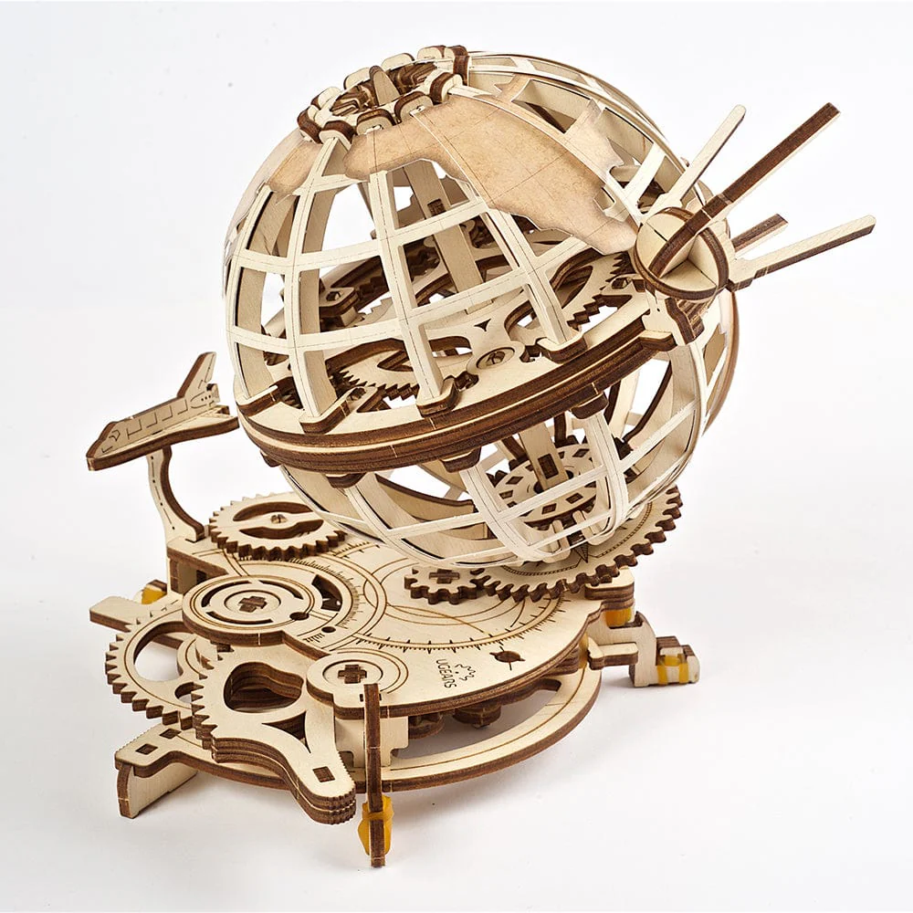 Globe Wooden Craft Kit - Image 1