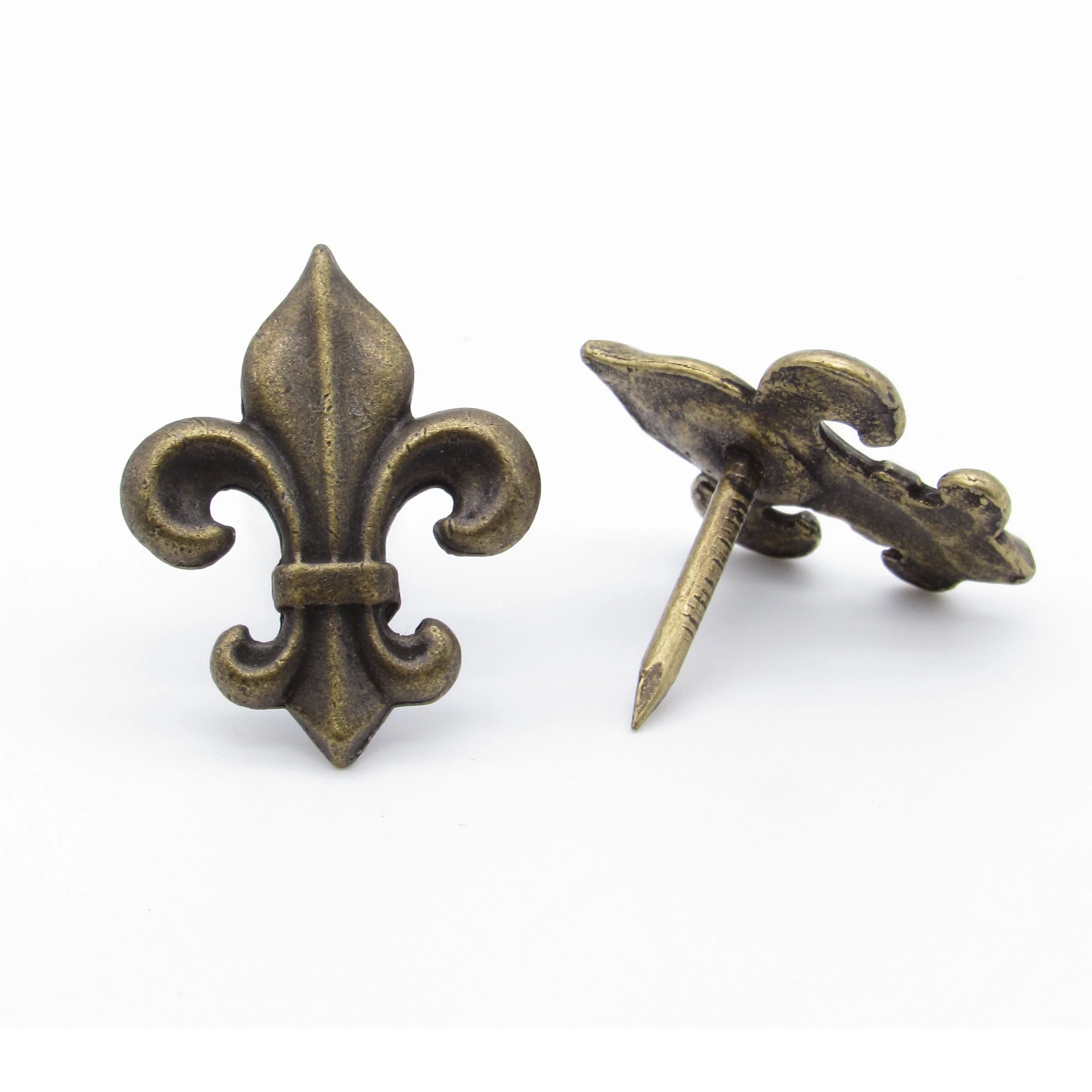 Small Fleur-de-lis Clavo Decorative Nails – Brass Oxide