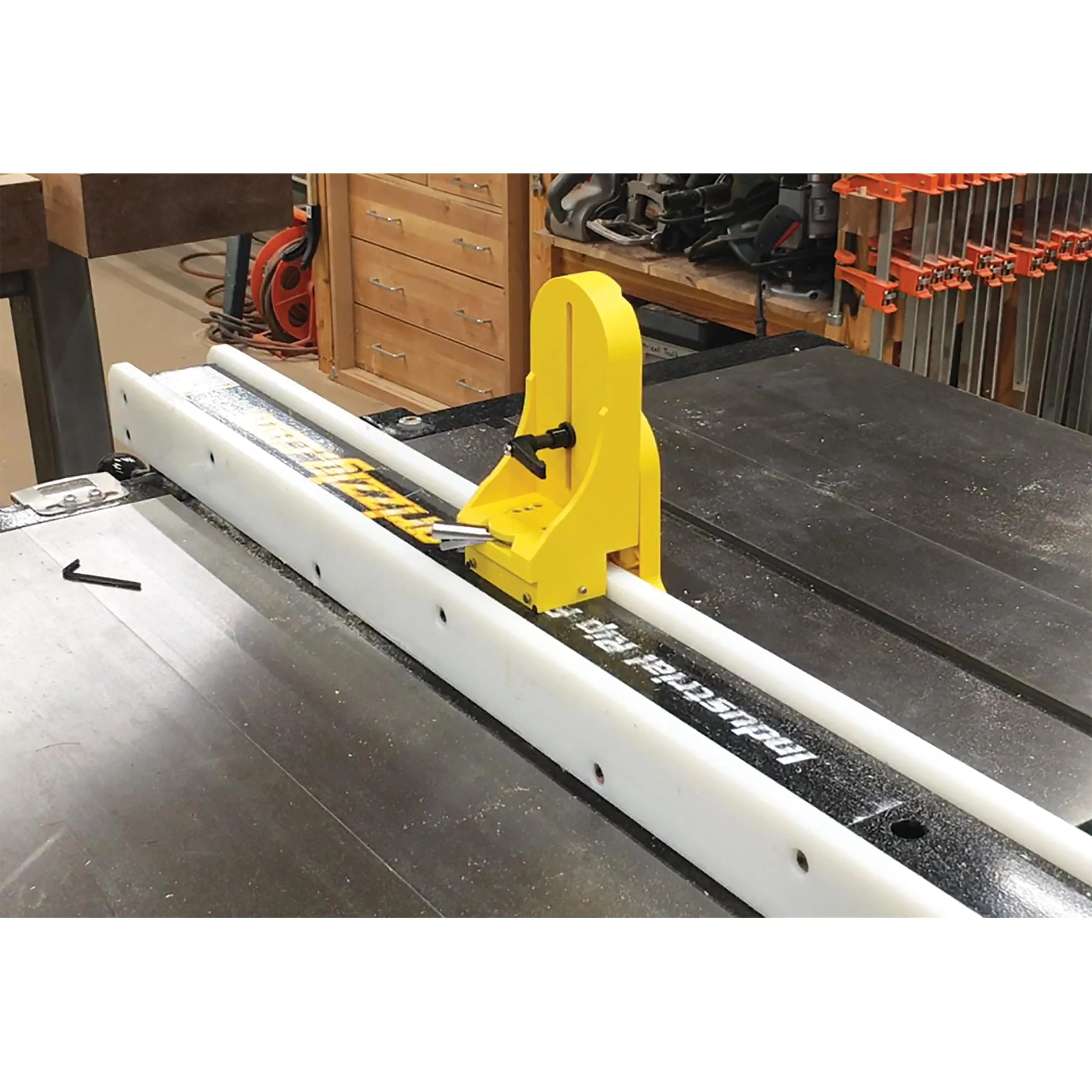 Vertical Magnetic Featherboard - Image 3