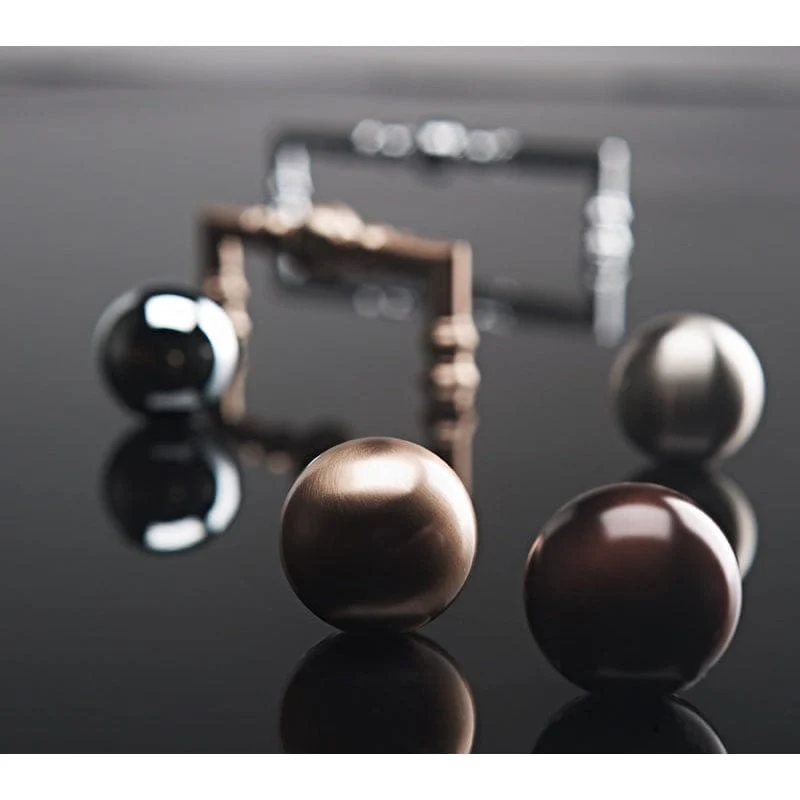 Traditional Knob, 1-9/16" D, Champagne Bronze - Image 3