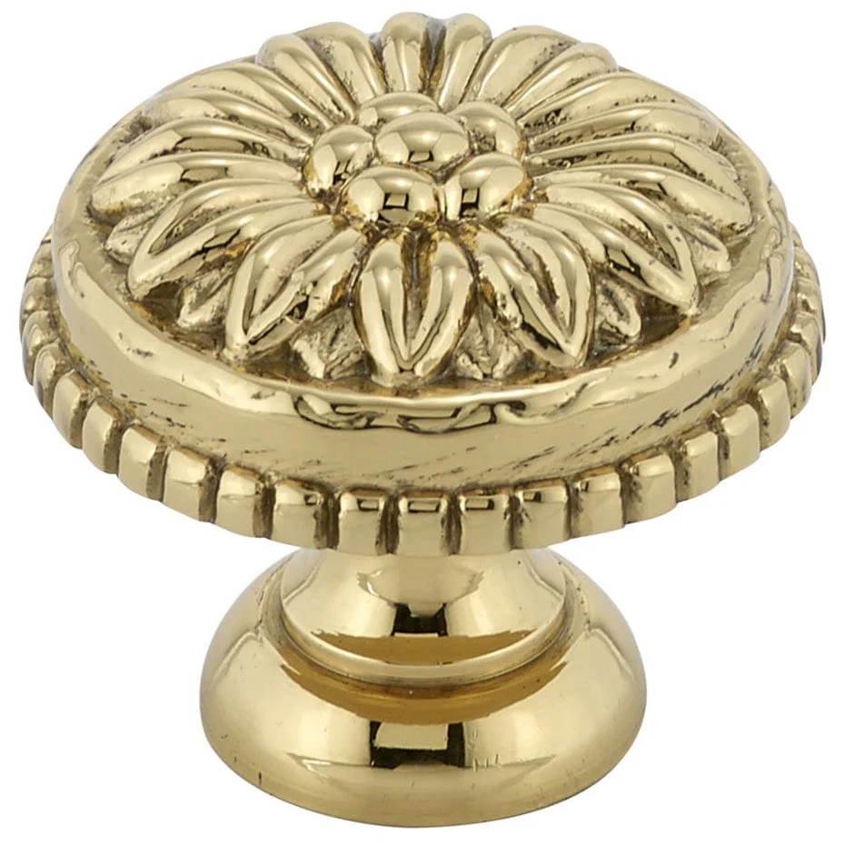 Traditional Knob, 1-3/16″ D, Brass