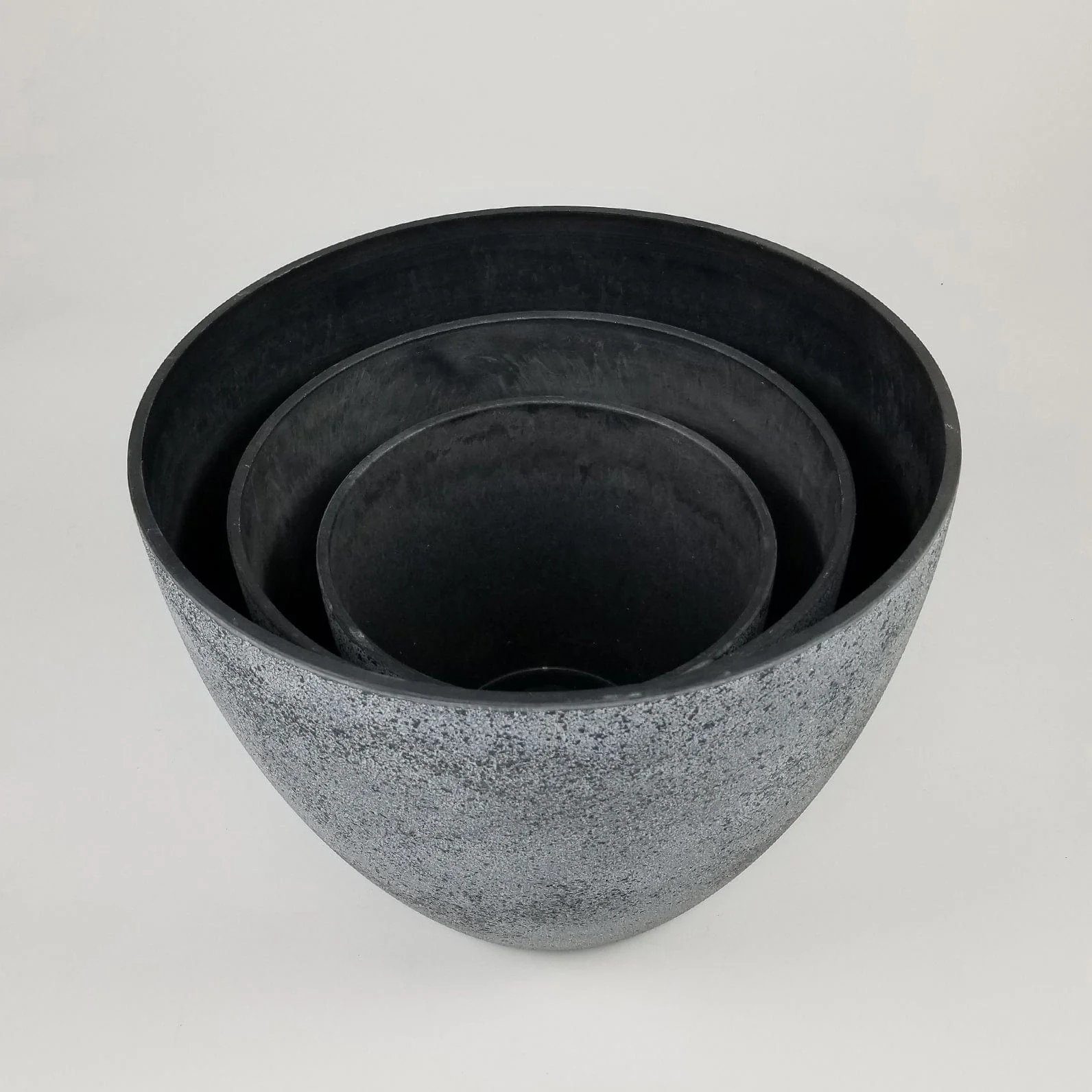 Round Spackled Nested Planter Set Gray Set of 3 - Image 2
