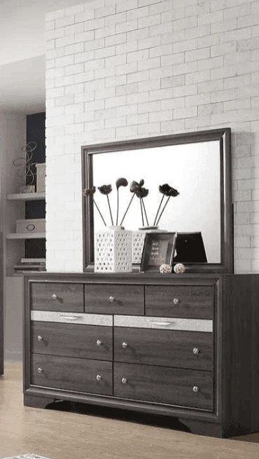 Hannah Gray 9-Drawers Dresser & Mirror - Image 1