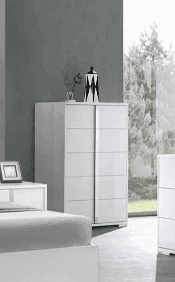 Beverly White Chest - Image 1
