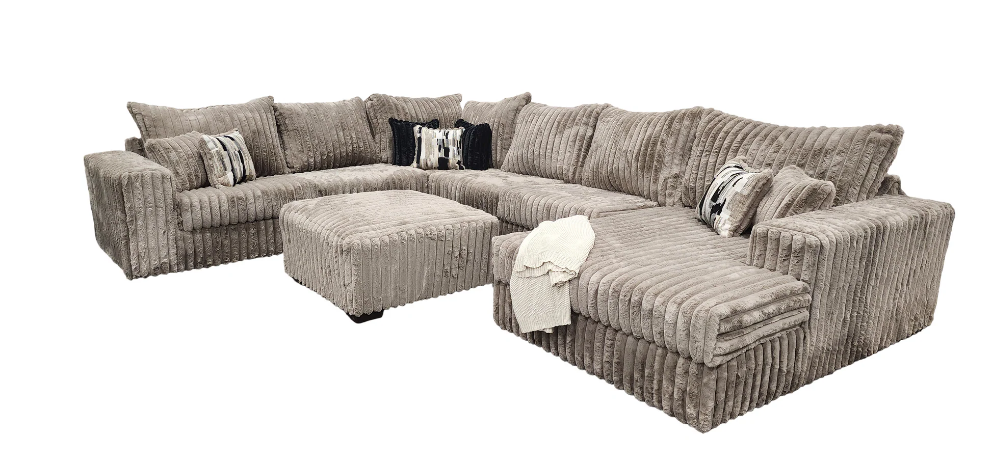Texan Mocha Oversized Sectional - Image 3