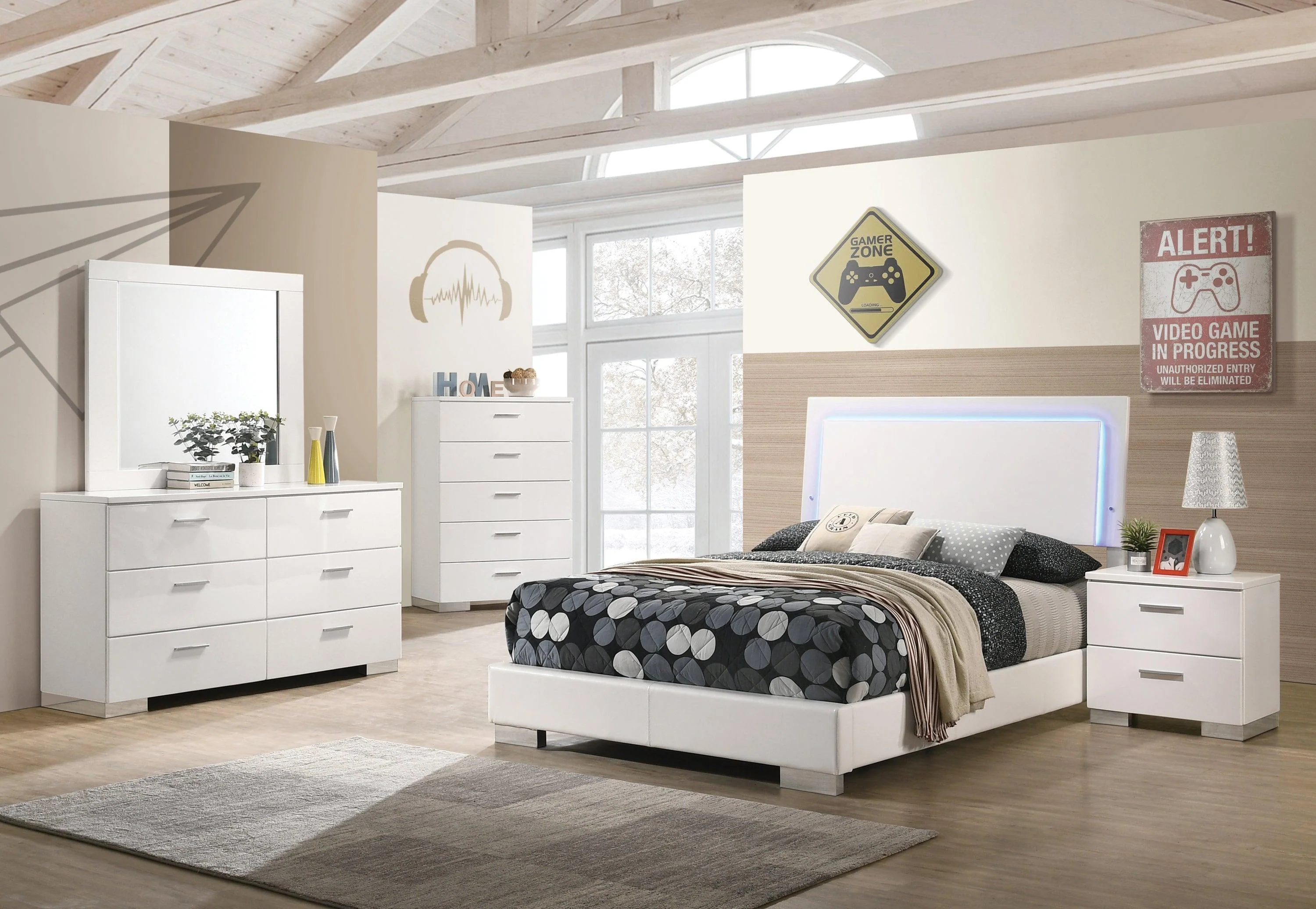Felicity Full Panel Bed With LED Lighting Glossy White - Image 2