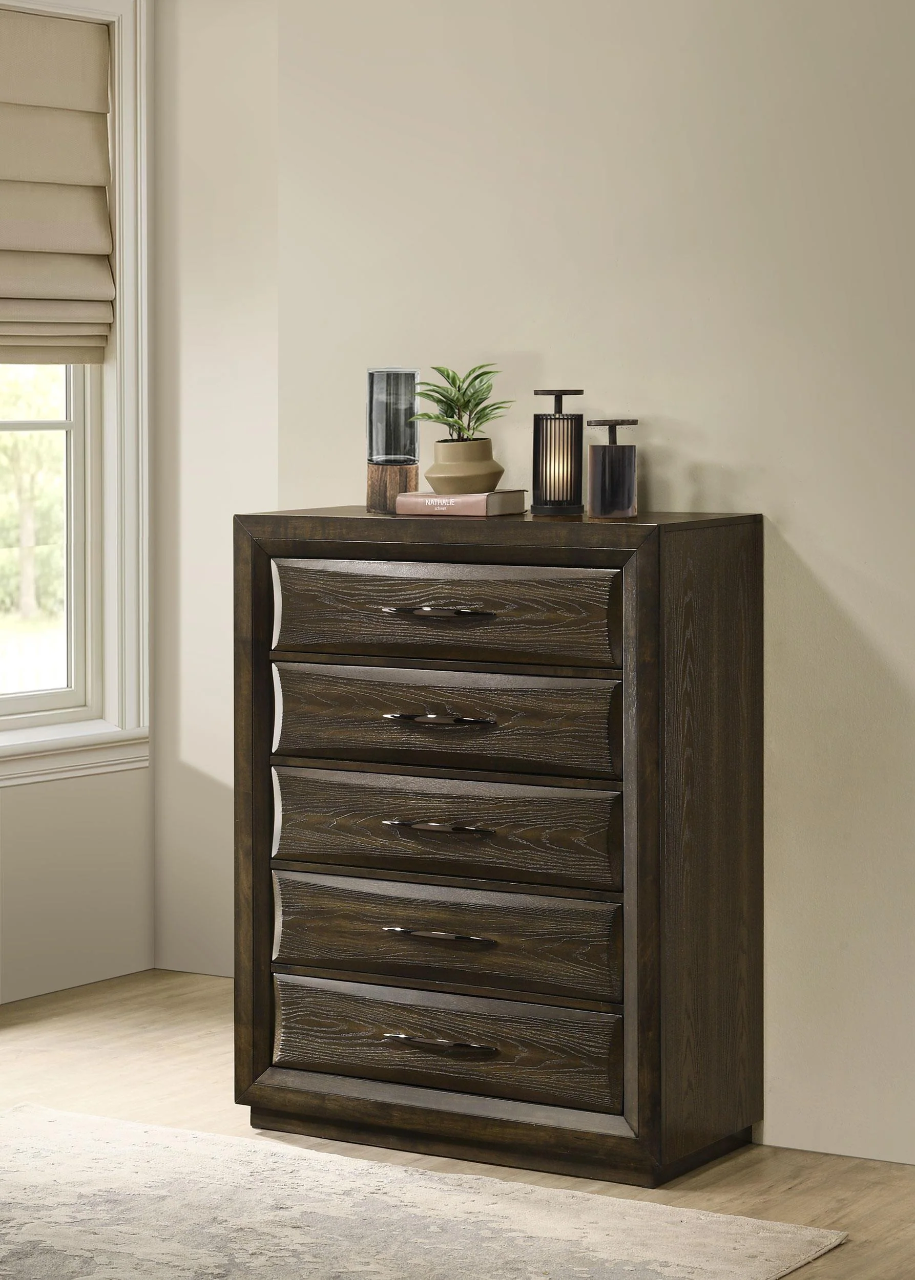 Atlas 5-drawer Bedroom Chest of Drawers Dark Oak - Image 2