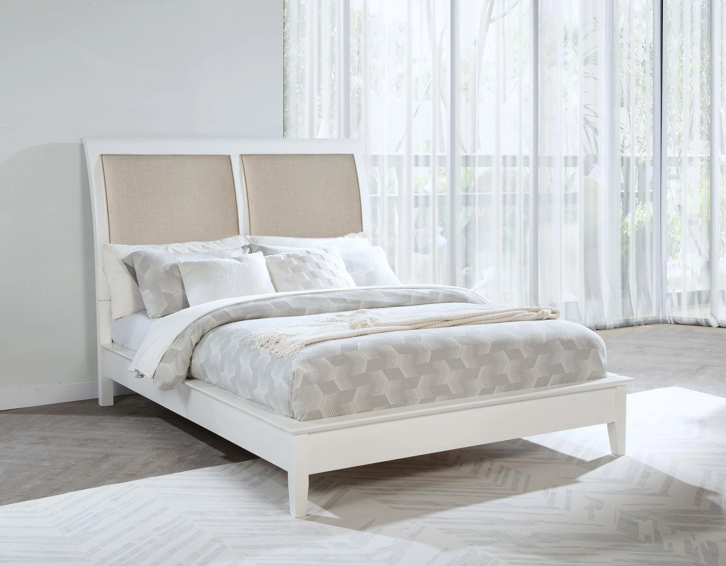 Bexhill 56-inch Upholstered King Panel Bed White - Image 2