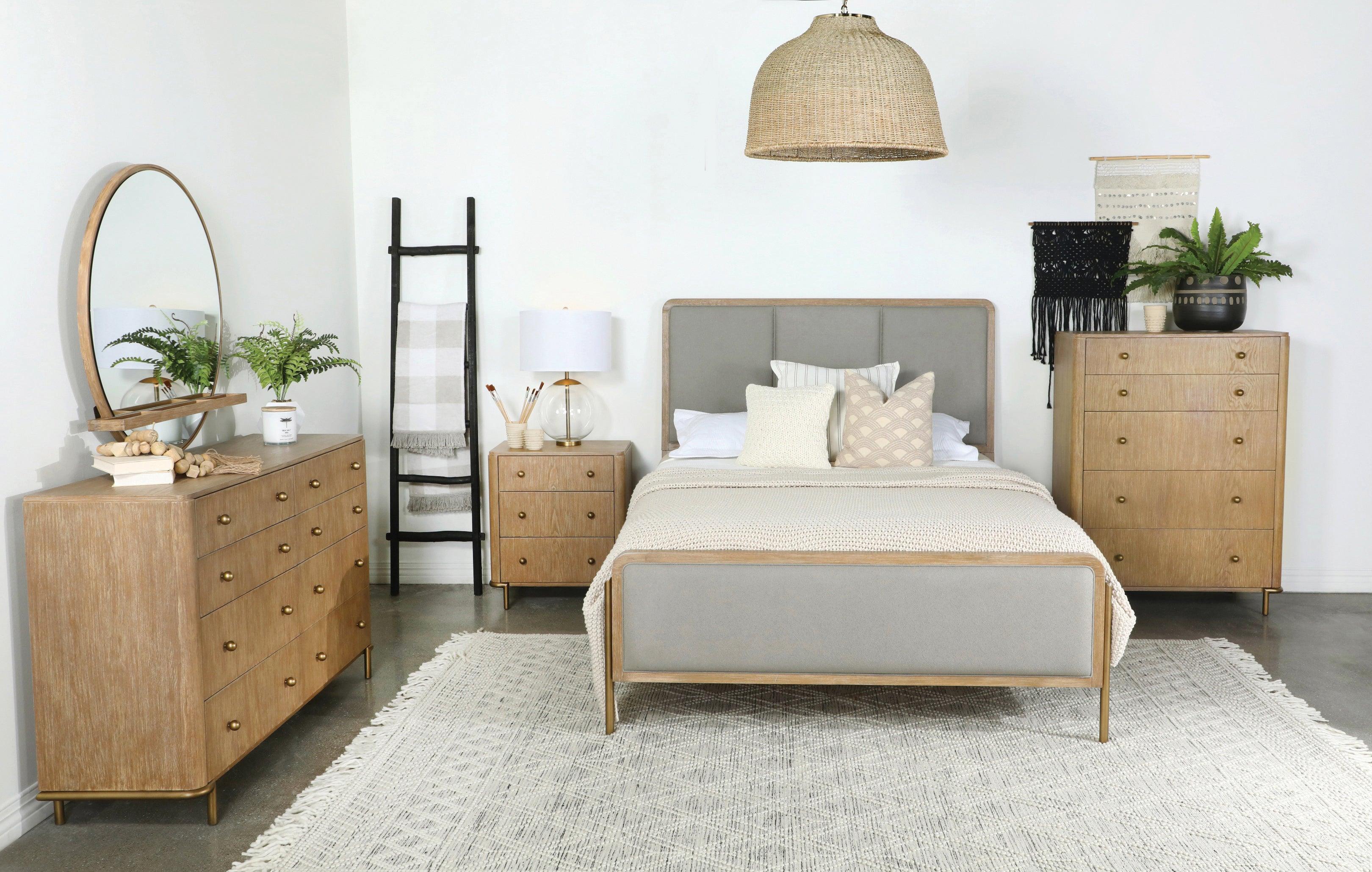 Arini 8 Drawer Dresser Sand Wash - Image 2