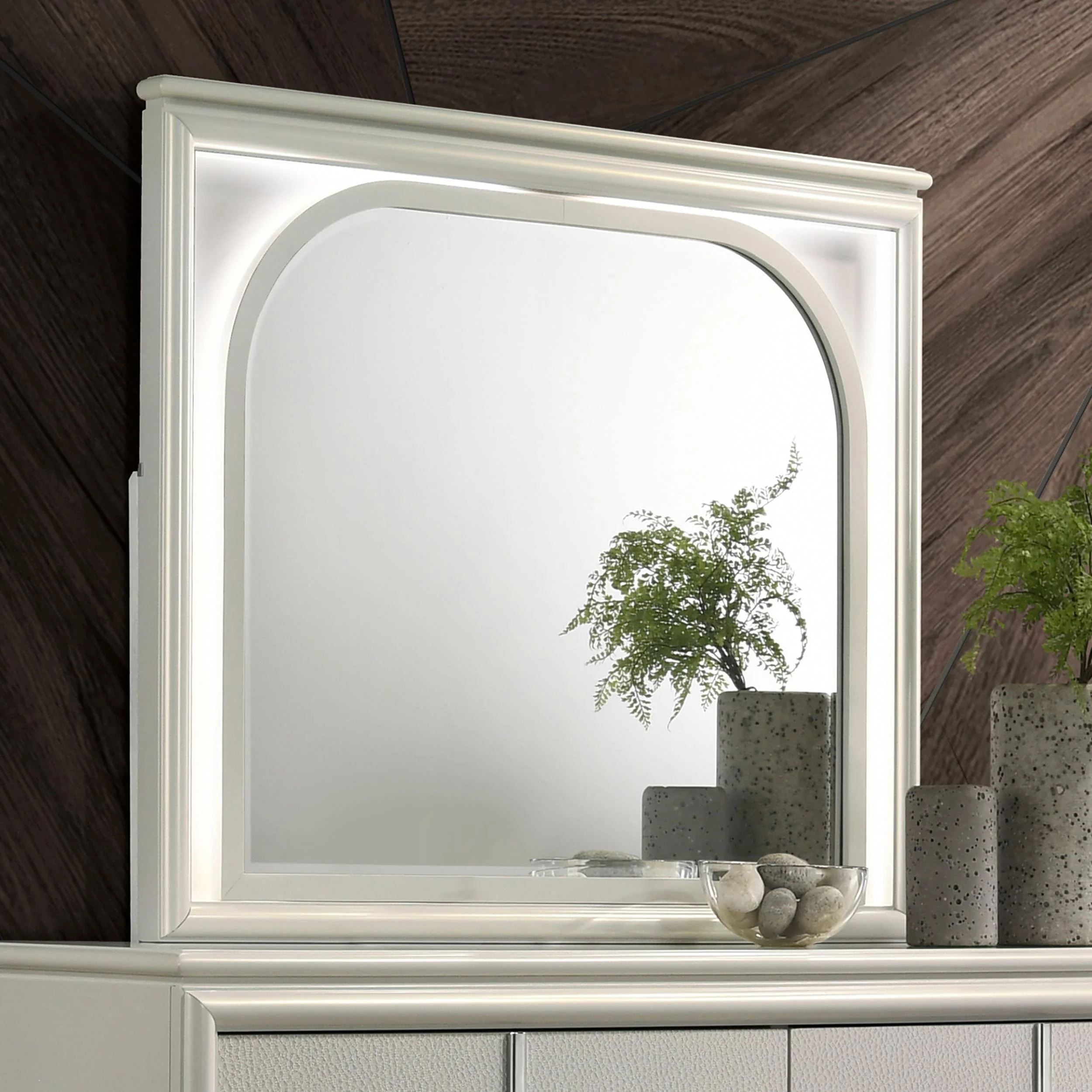 Olivia LED Dresser Mirror Pearl White - Image 2