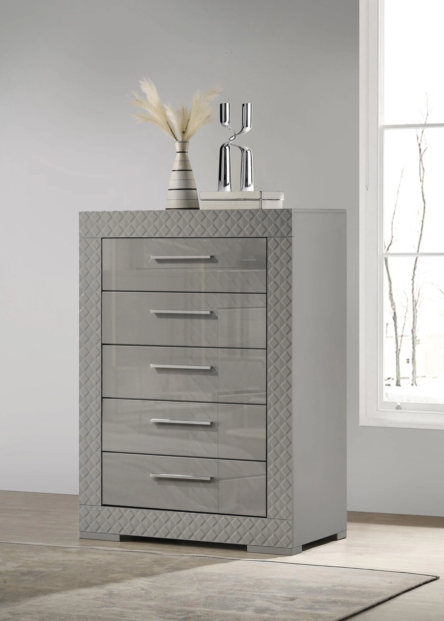 Ives 5 Drawer Bedroom Chest Of Drawers Gray High Gloss - Image 2