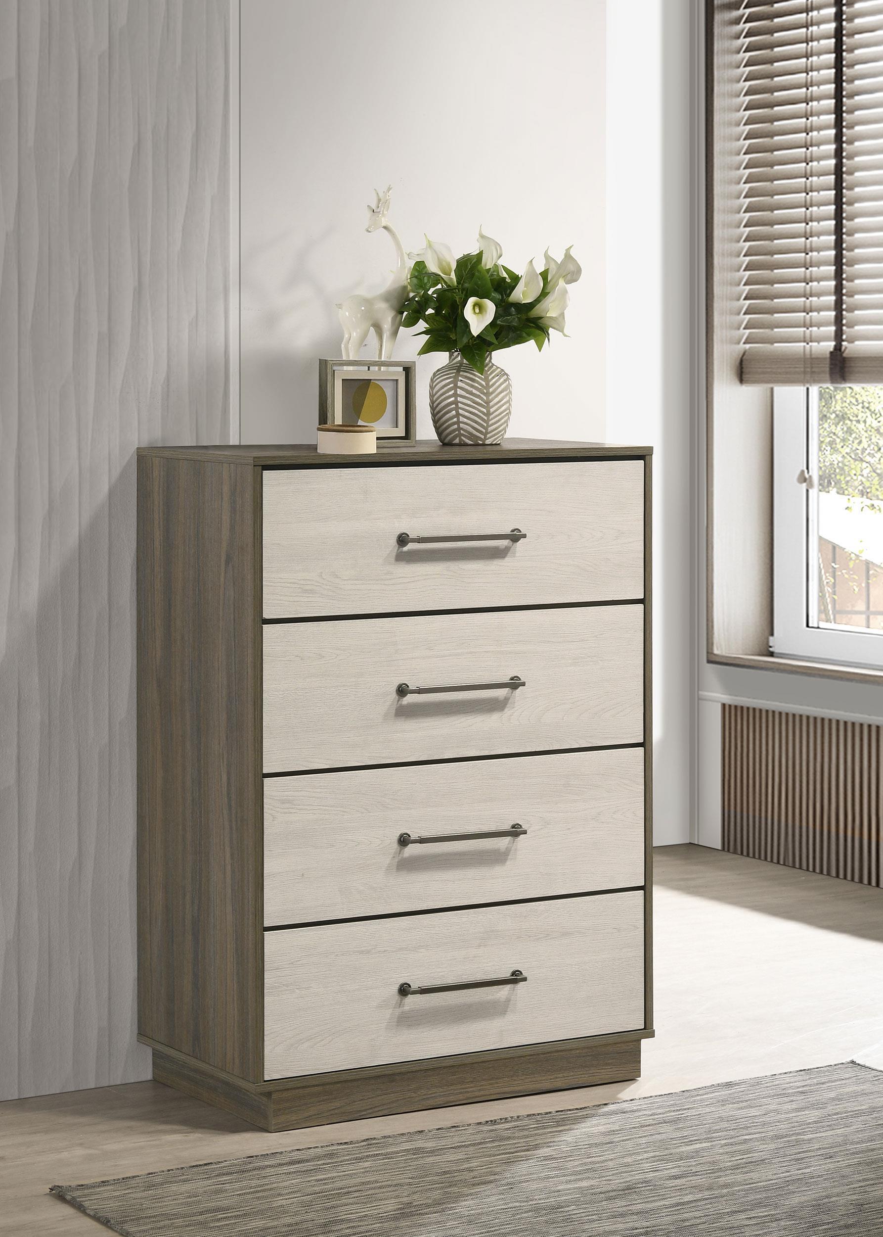Fenwick 4-drawer Chest of Drawers Gray Oak 224985 - Image 2