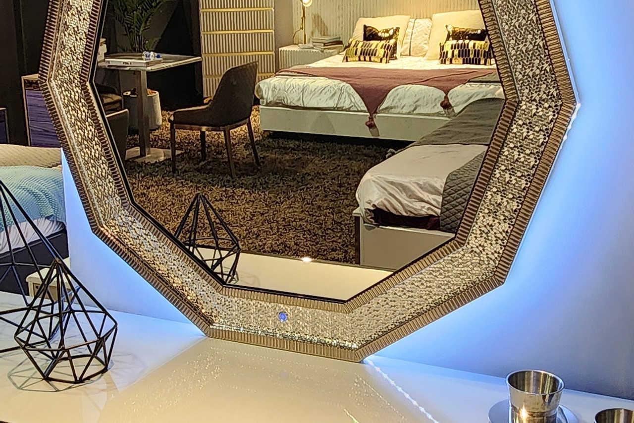 Dubai Metallic Silver LED Panel Bedroom Set - Image 3