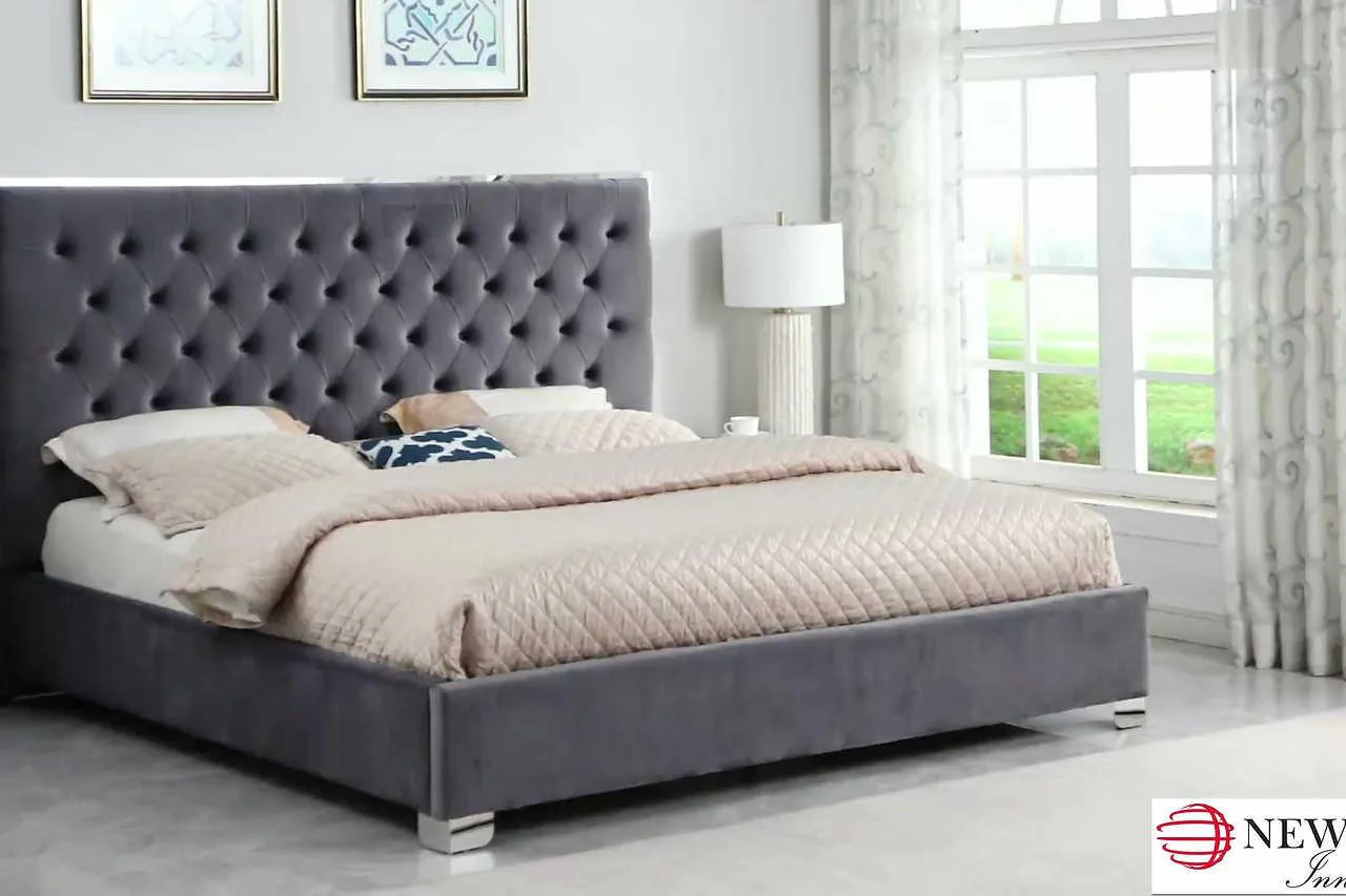 Rose Gray Chrome 55"H Velvet Upholstered Tufted Platform King Bed - Image 3