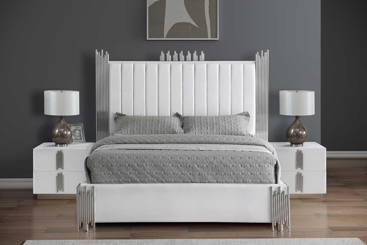Token White Upholstered Panel Bedroom Set - Image 2