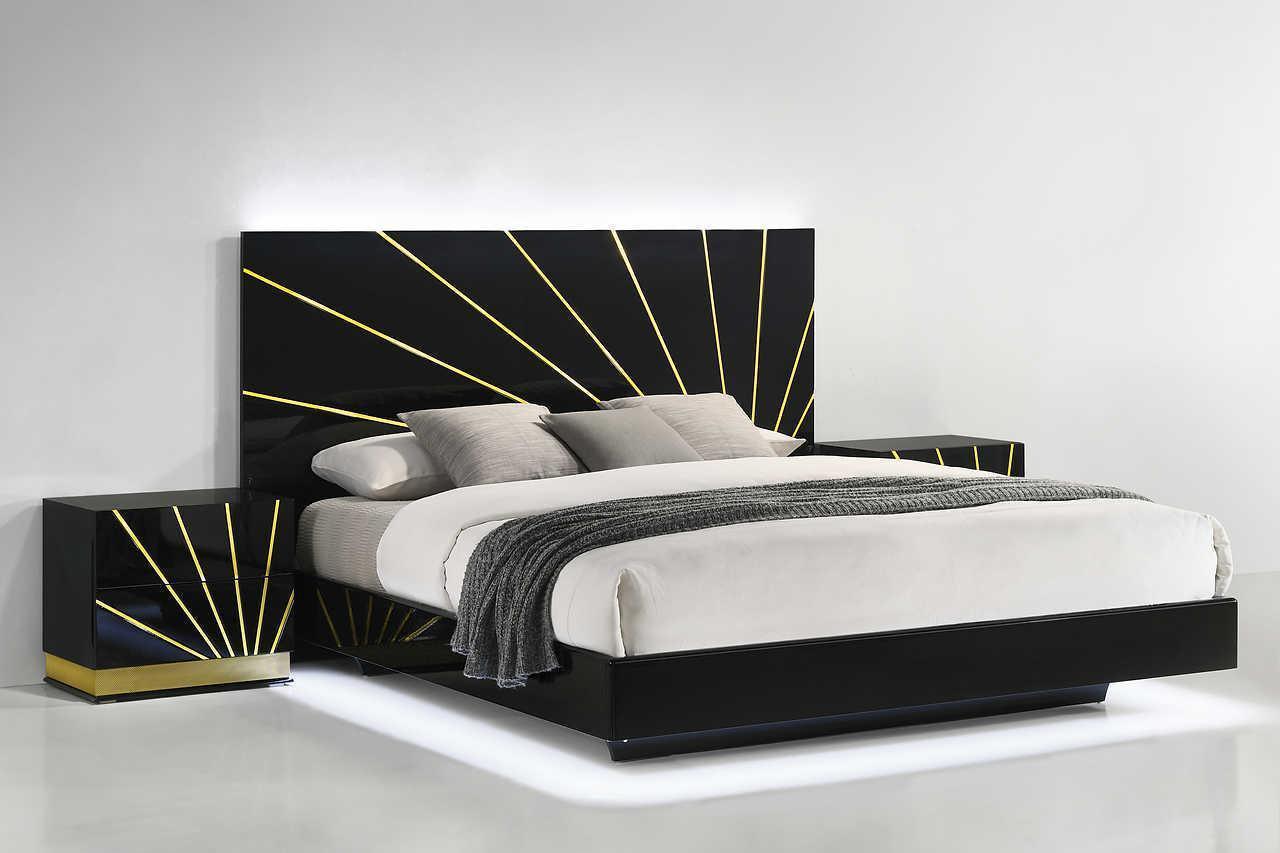 Zenia Black Gold Chest - Image 3