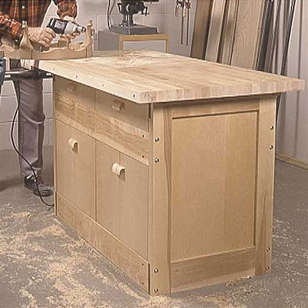 Woodworking Project Paper Plan to Build Labor-of-Love Workbench - Image 1