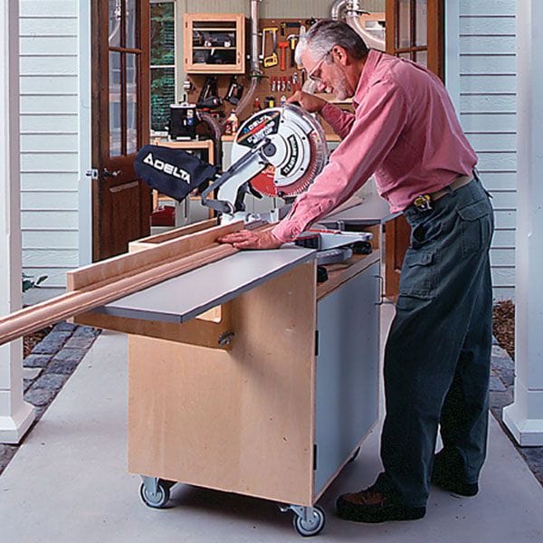 Woodworking Project Paper Plan to Build Mobile Mitersaw Center - Image 1
