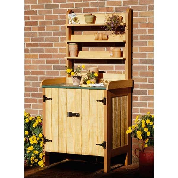 Woodworking Project Paper Plan to Build Gardener's Potting Bench - Image 1