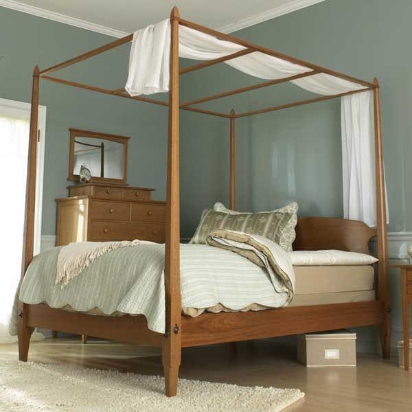 Woodworking Project Paper Plan to Build Pencil Post Bed - Image 1
