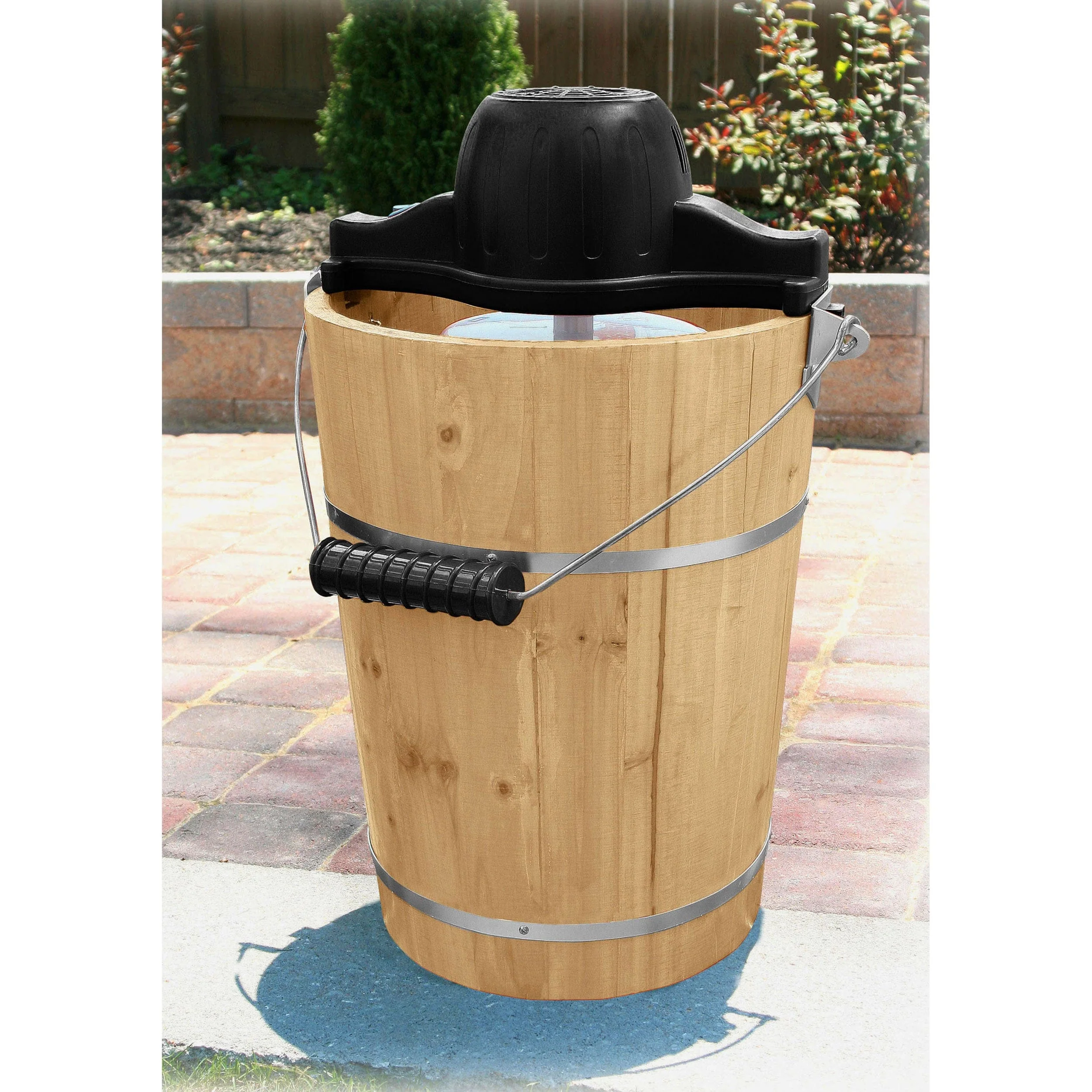 6 Qt Ice Cream Maker - Image 1