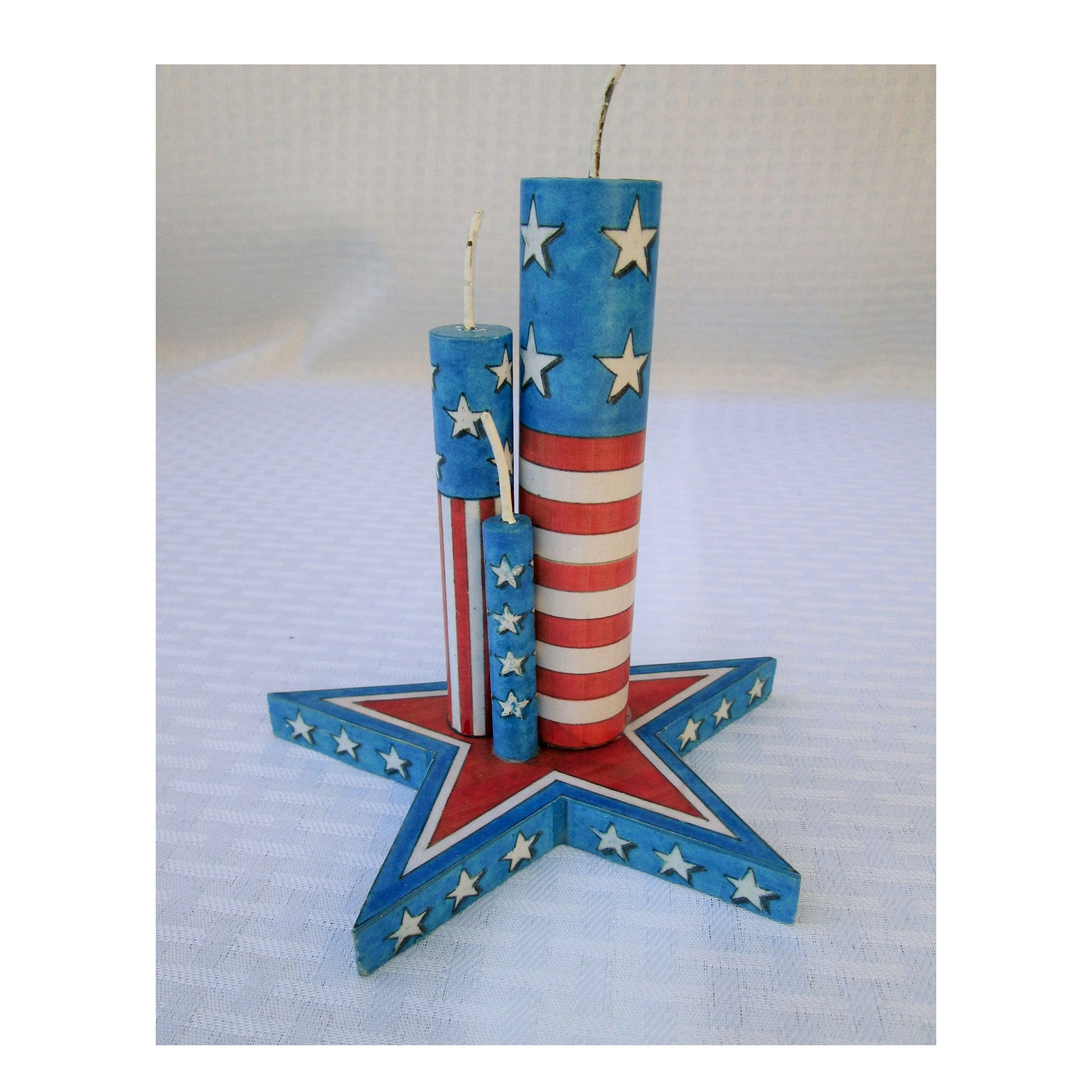 Woodworking Pattern and Picture – Star with Pretend Firecrackers