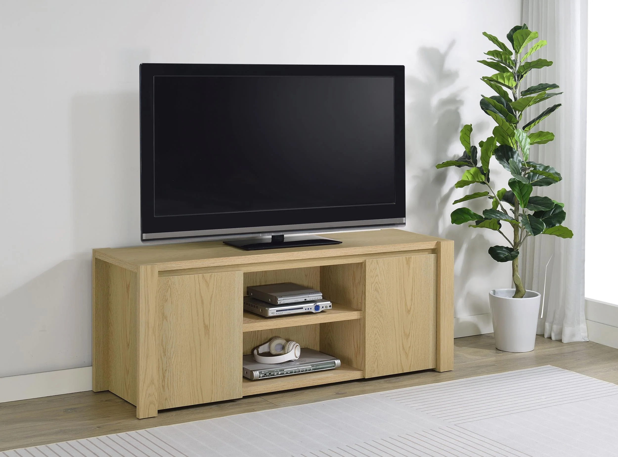 Laurelton 60-inch 2-door TV Stand Media Console Light Oak - Image 2