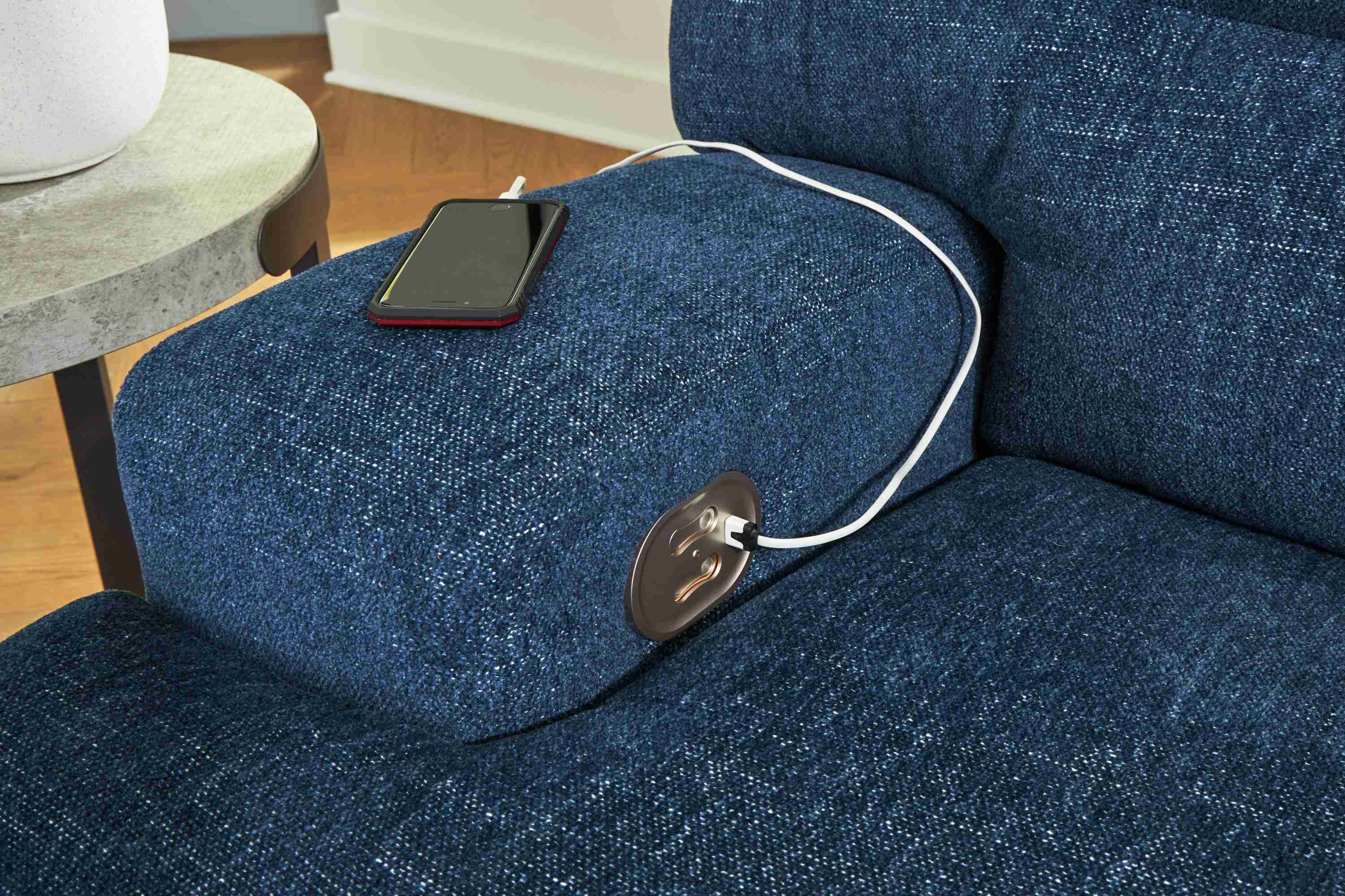 Acklen Place Navy Performance Fabric,Next-Gen Nuvella™ 5-Piece Power Reclining Sectional - Image 3