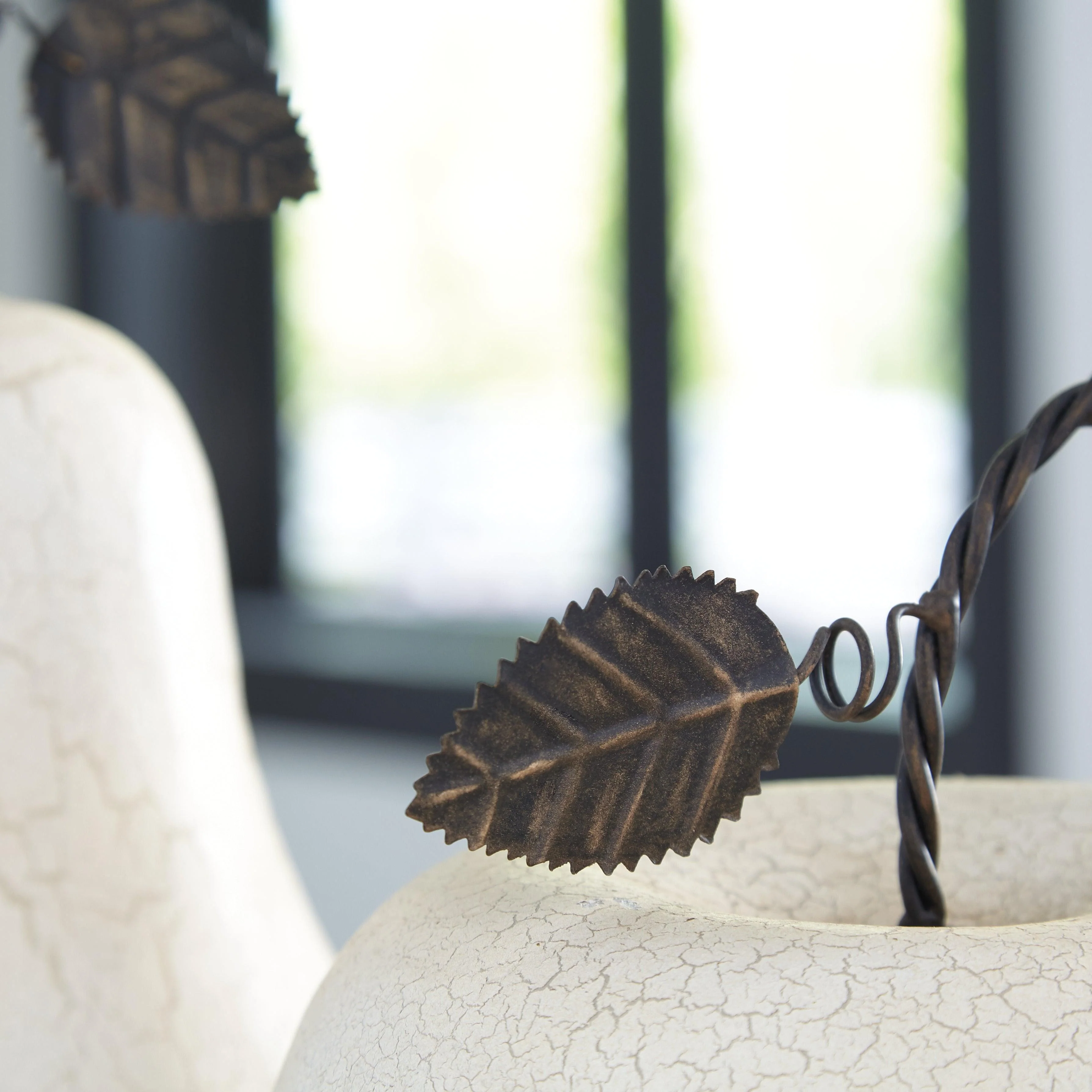 Bidelia Antique White Sculpture (Set of 2) - Image 3