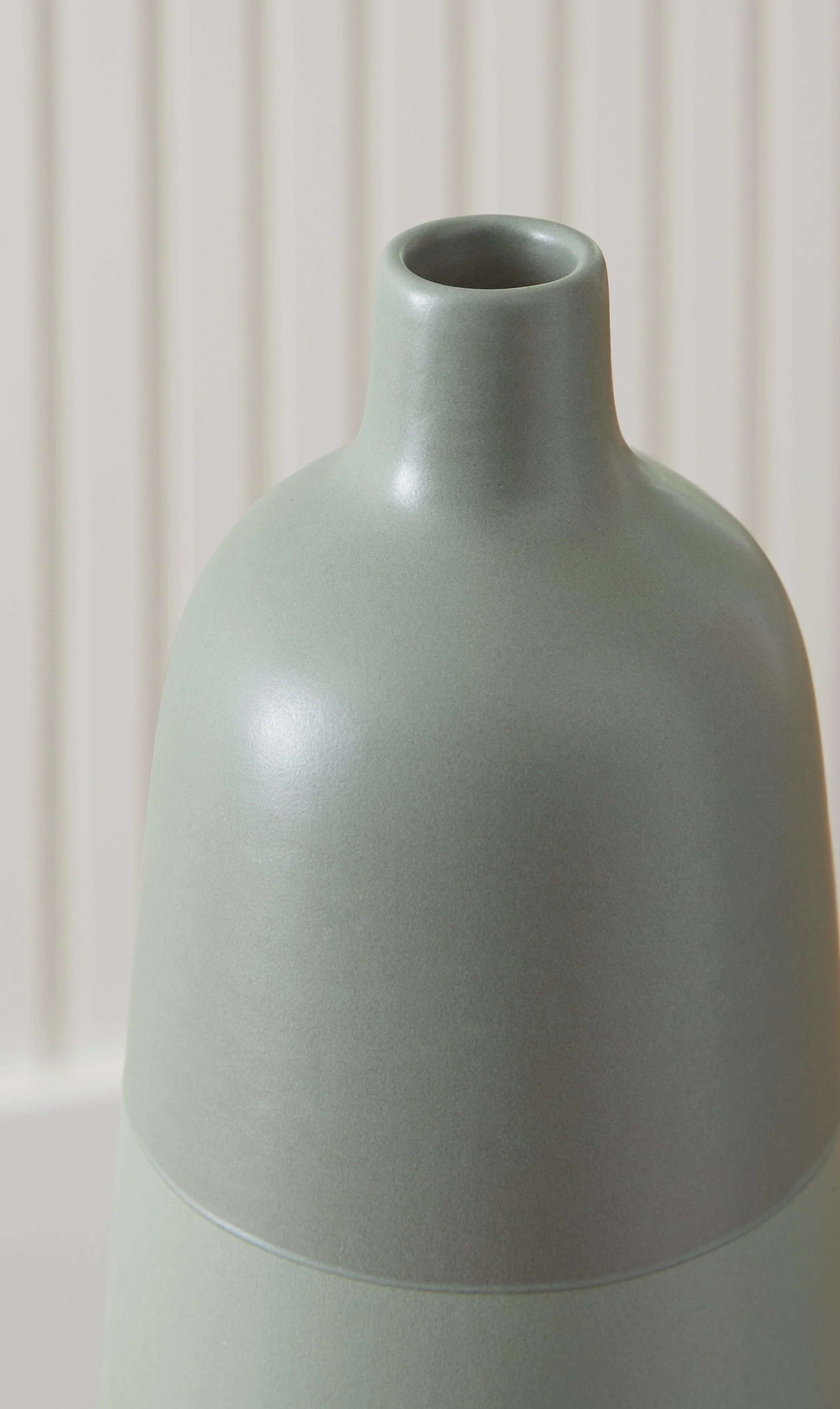 Peerland Sage Green Vase - Image 3