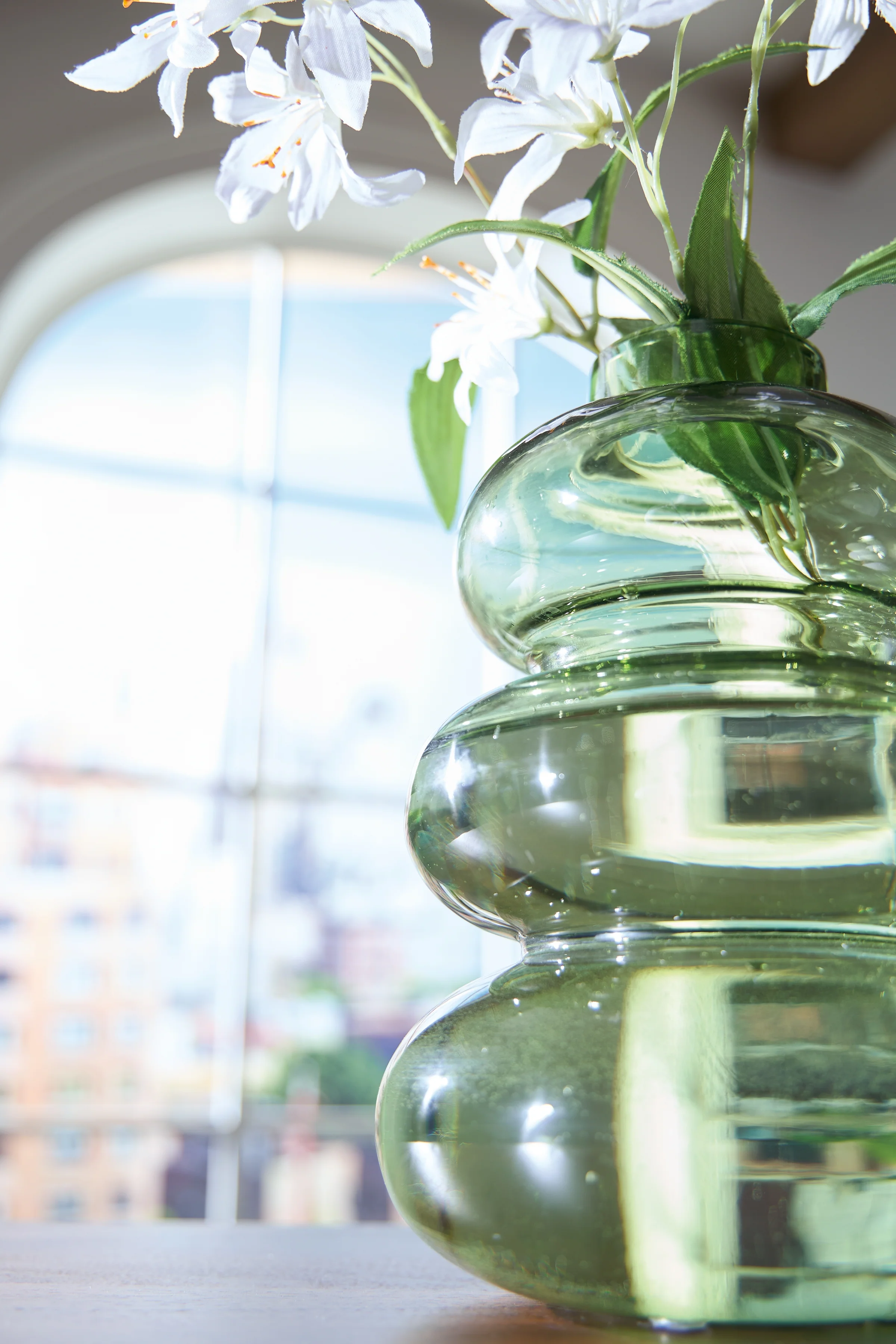 Renethorne Green Vase - Image 3