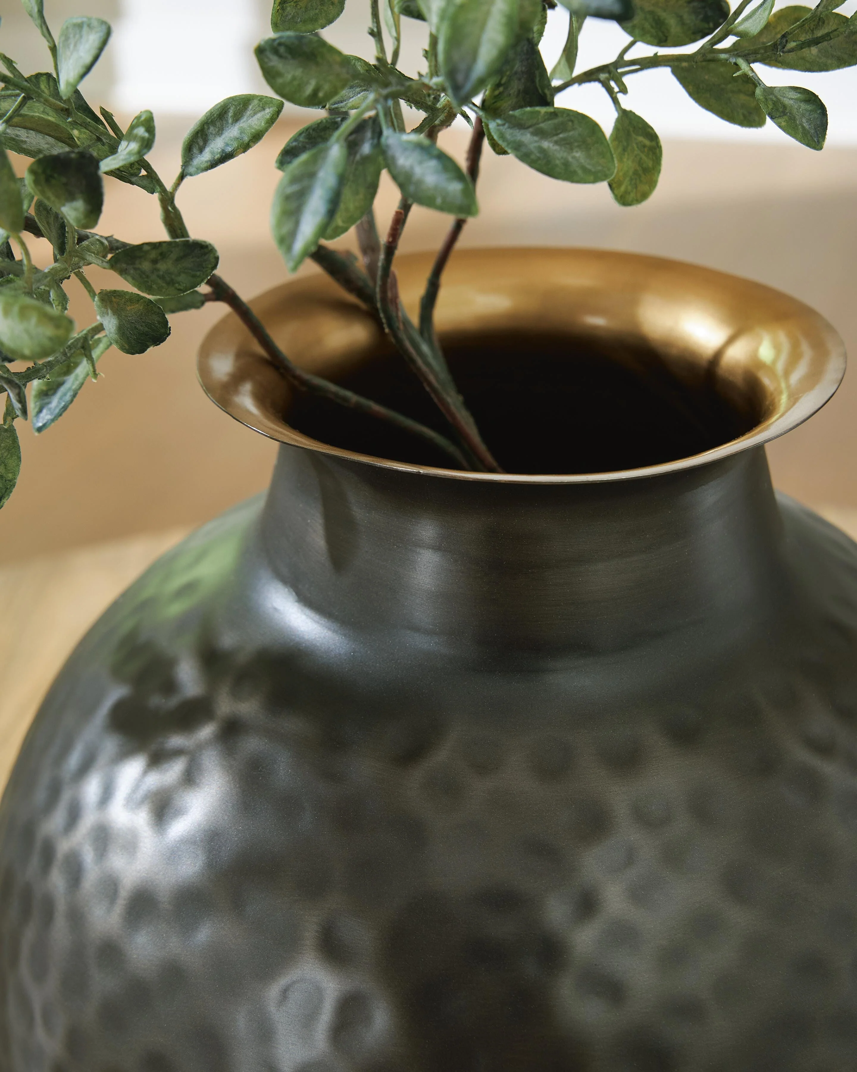 Woody Pewter/Gold Finish Vase - Image 3
