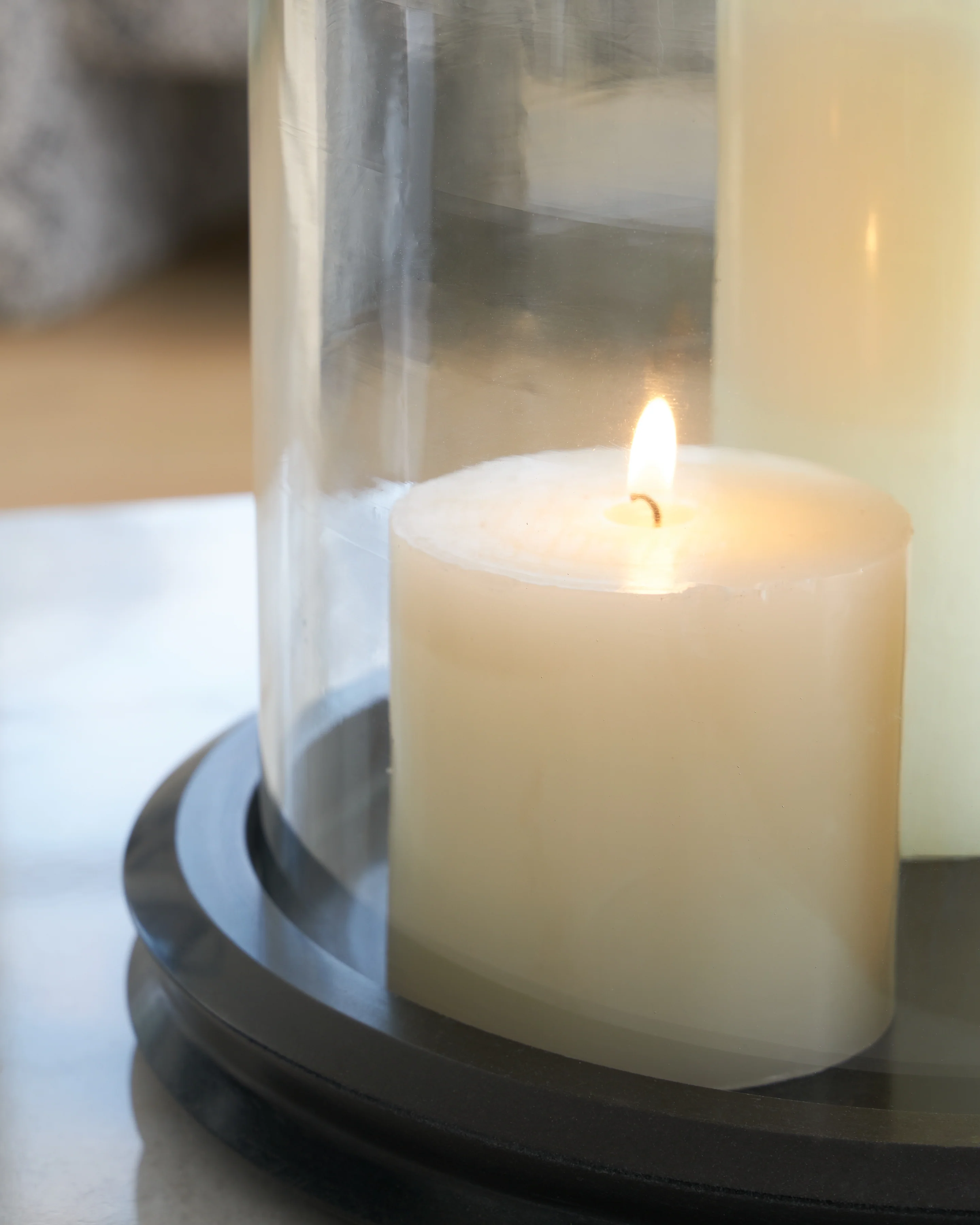 Saskia Clear/Black Candle Holder - Image 3