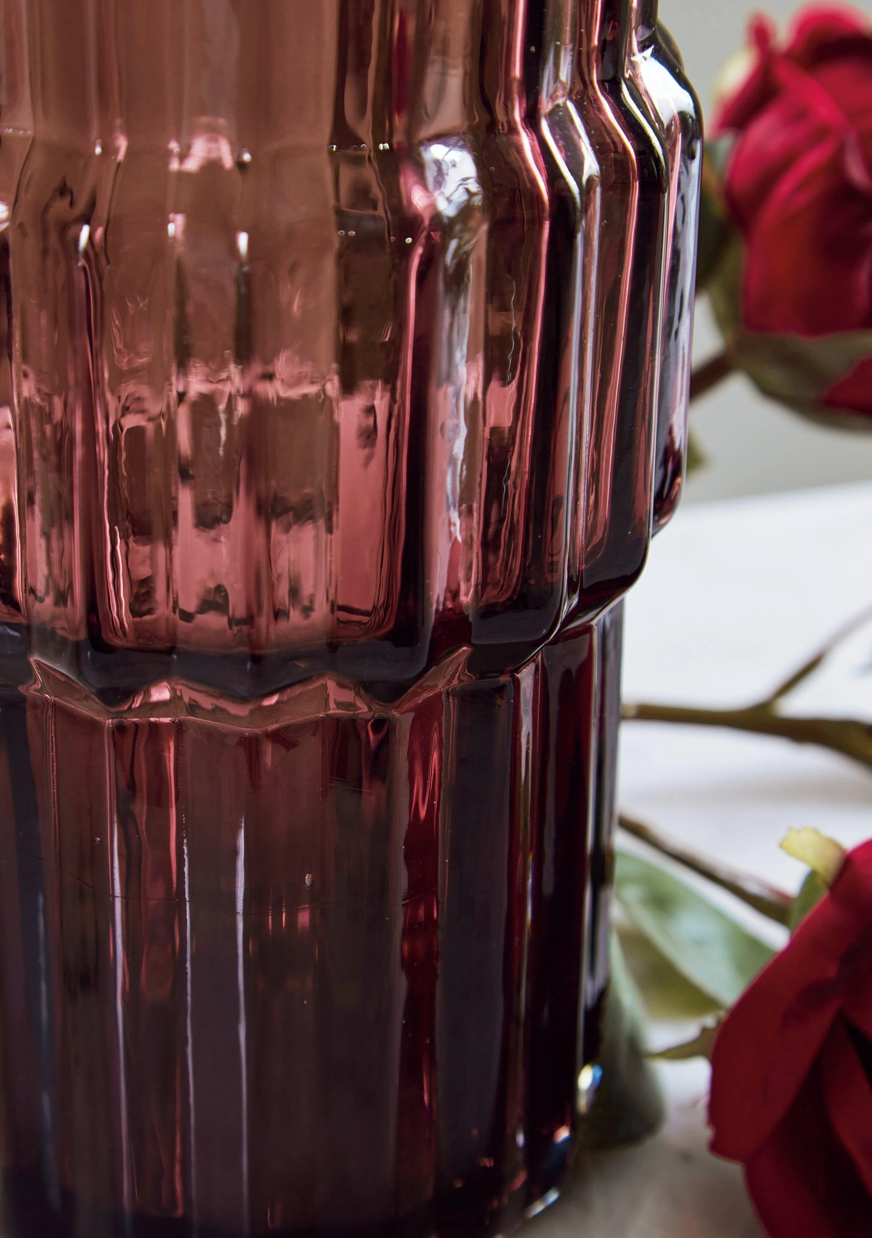 Dorlow Mauve Vase - Image 3